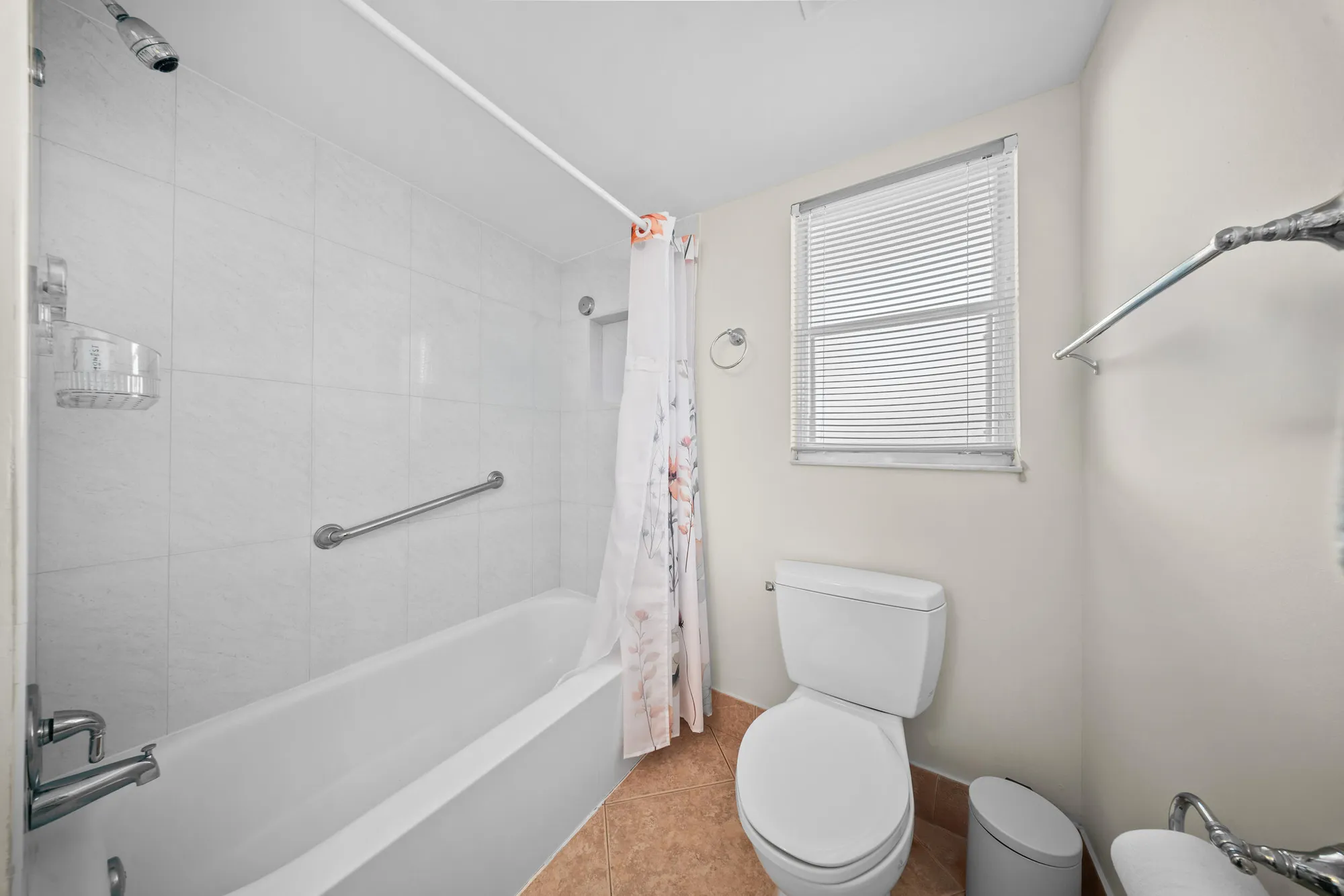 Property Slideshow image 22 of 39 | 3959 via poinciana apt 203, Lake Worth, FL, 33467