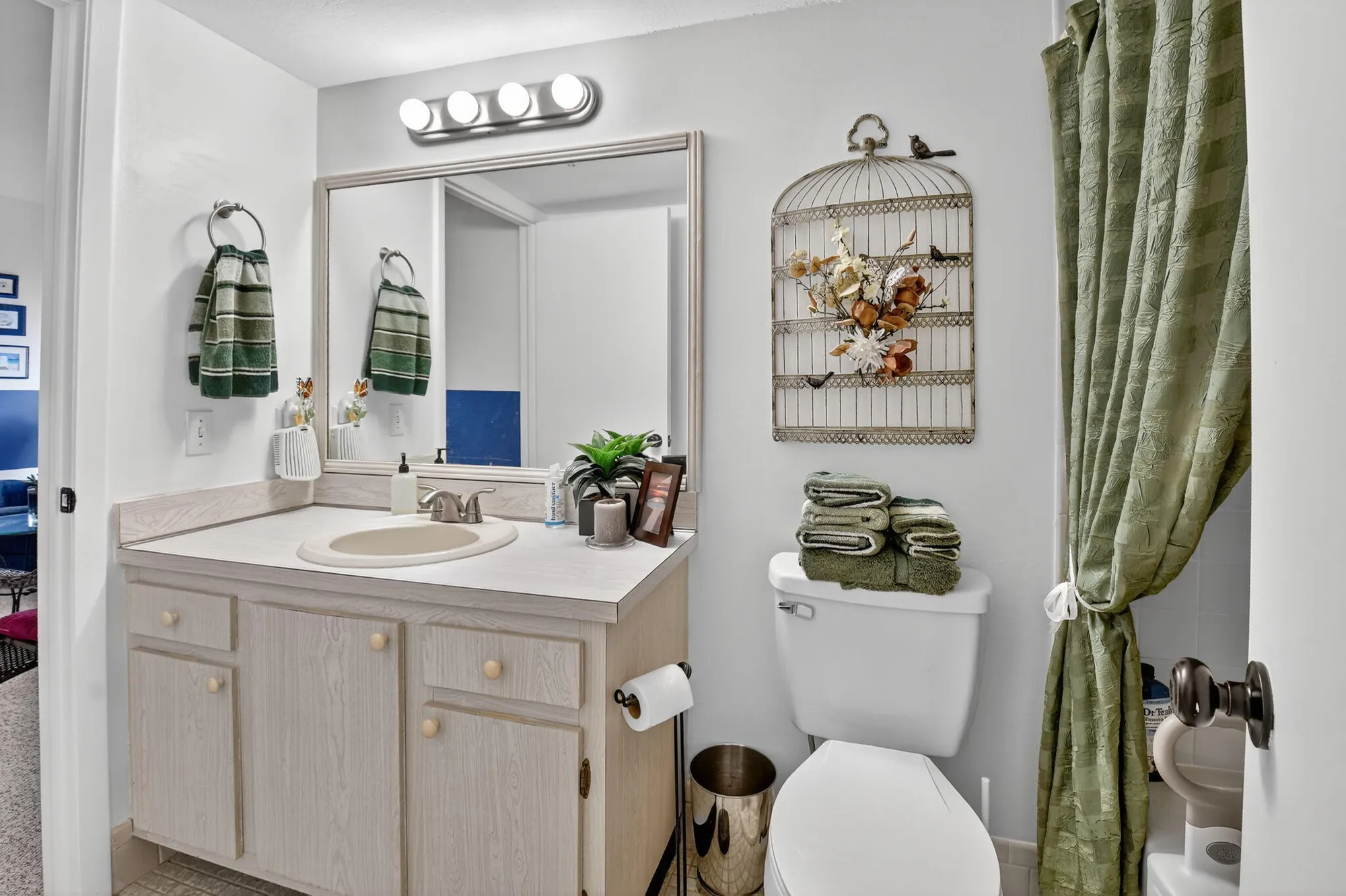 Property Slideshow image 73 of 84 | 14425 strathmore ln apt 601, Delray Beach, FL, 33446