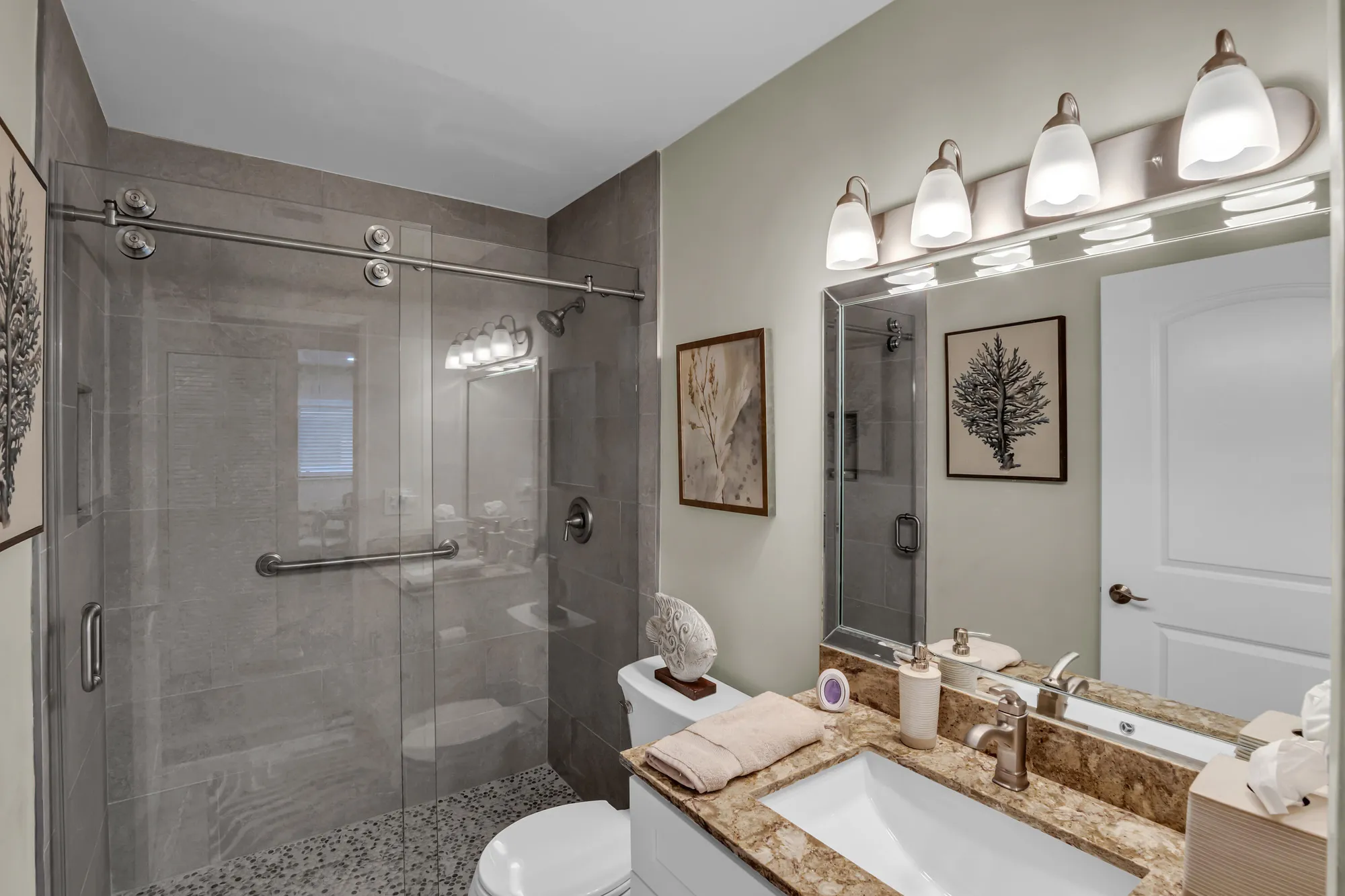 Property Slideshow image 8 of 31 | 15342 lakes of delray blvd apt 105, Delray Beach, FL, 33484