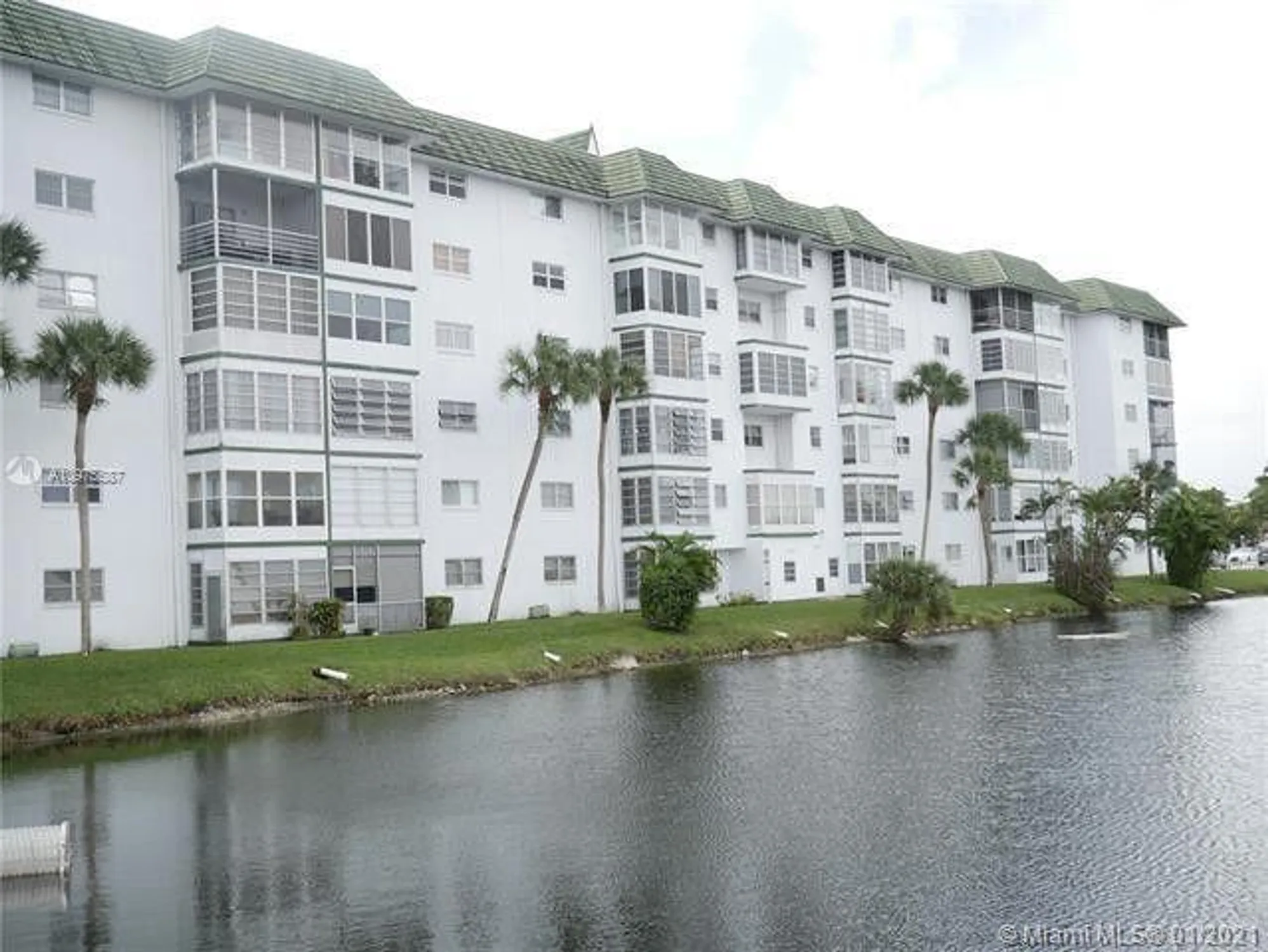 Property Slideshow image 1 of 27 | 4751 nw 21st st 303, Lauderhill, FL, 33313