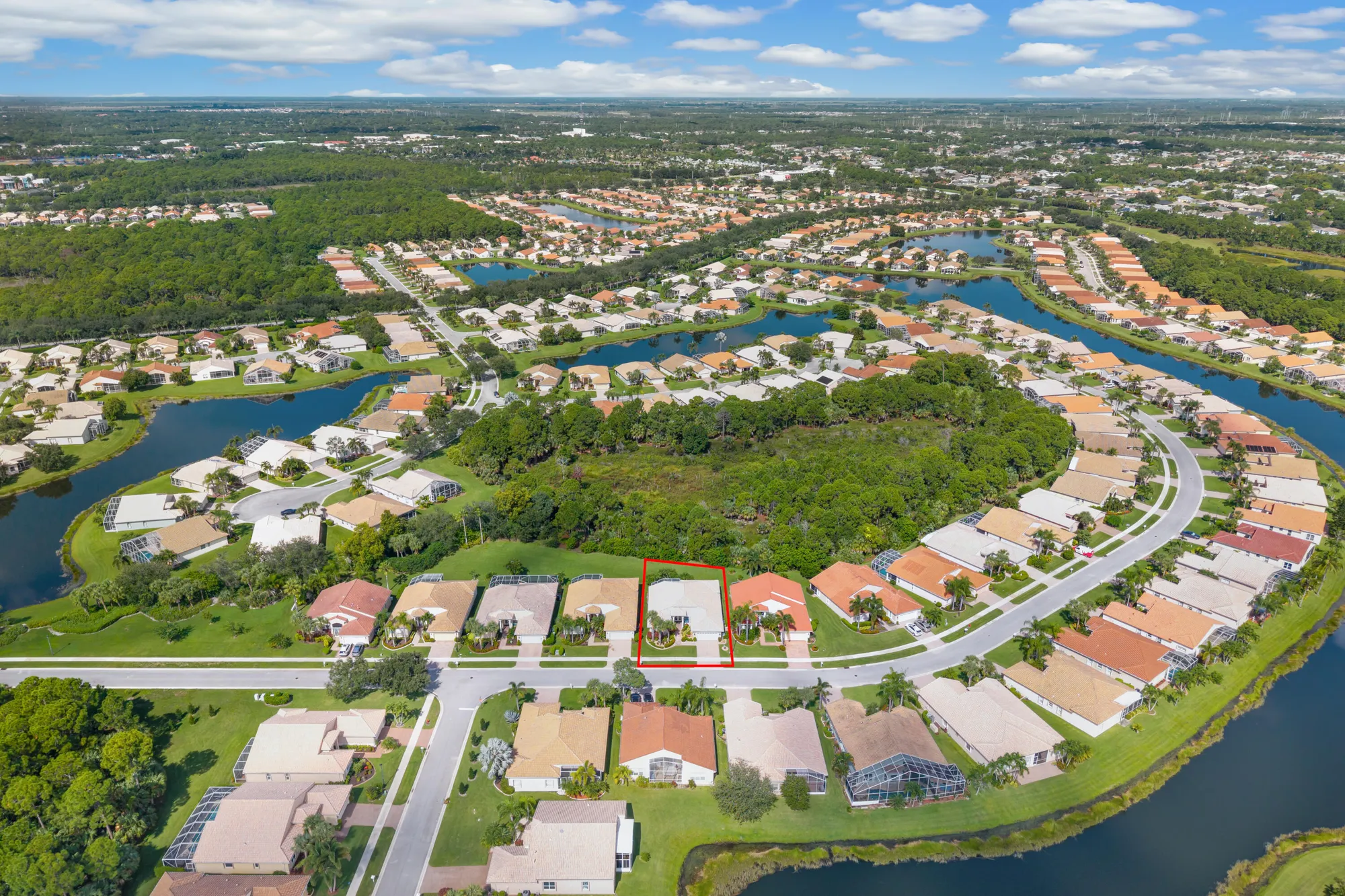 Property Slideshow image 4 of 68 | 469 nw blue lake dr, Port Saint Lucie, FL, 34986