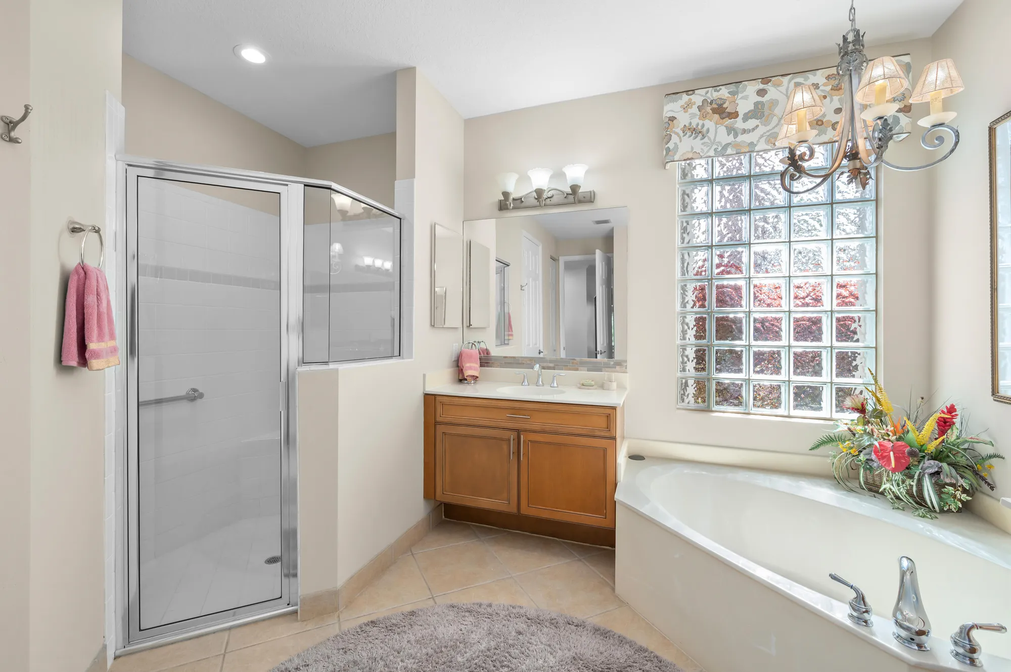 Property Slideshow image 21 of 68 | 469 nw blue lake dr, Port Saint Lucie, FL, 34986