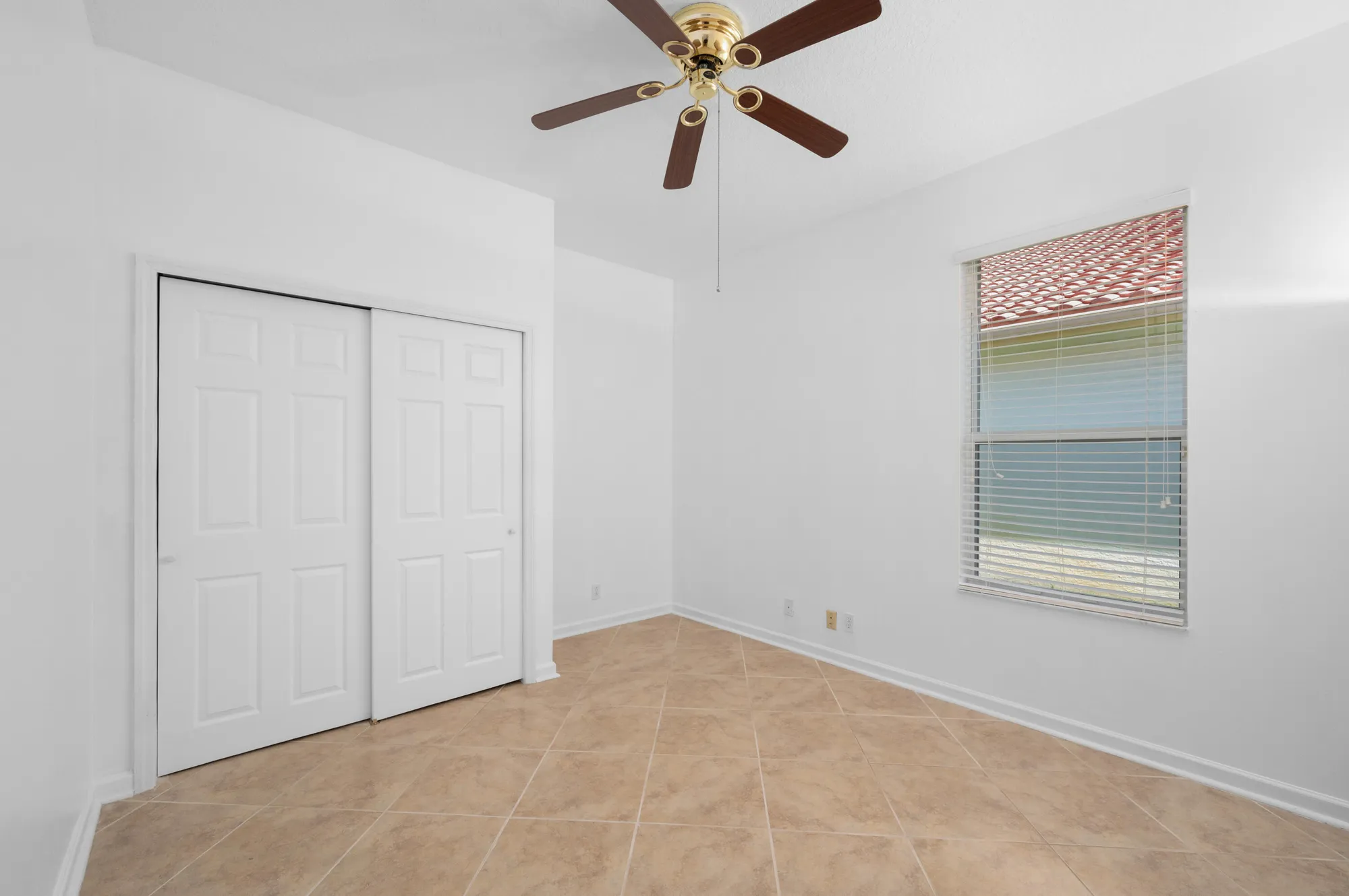 Property Slideshow image 24 of 68 | 469 nw blue lake dr, Port Saint Lucie, FL, 34986