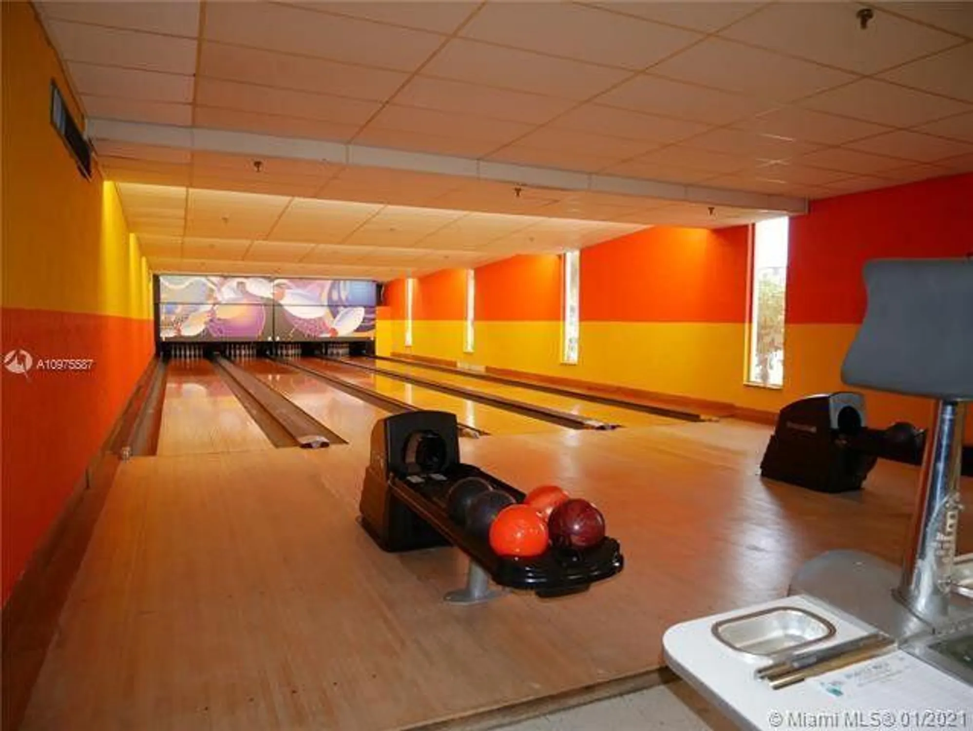 Property Slideshow image 10 of 27 | 4751 nw 21st st 303, Lauderhill, FL, 33313