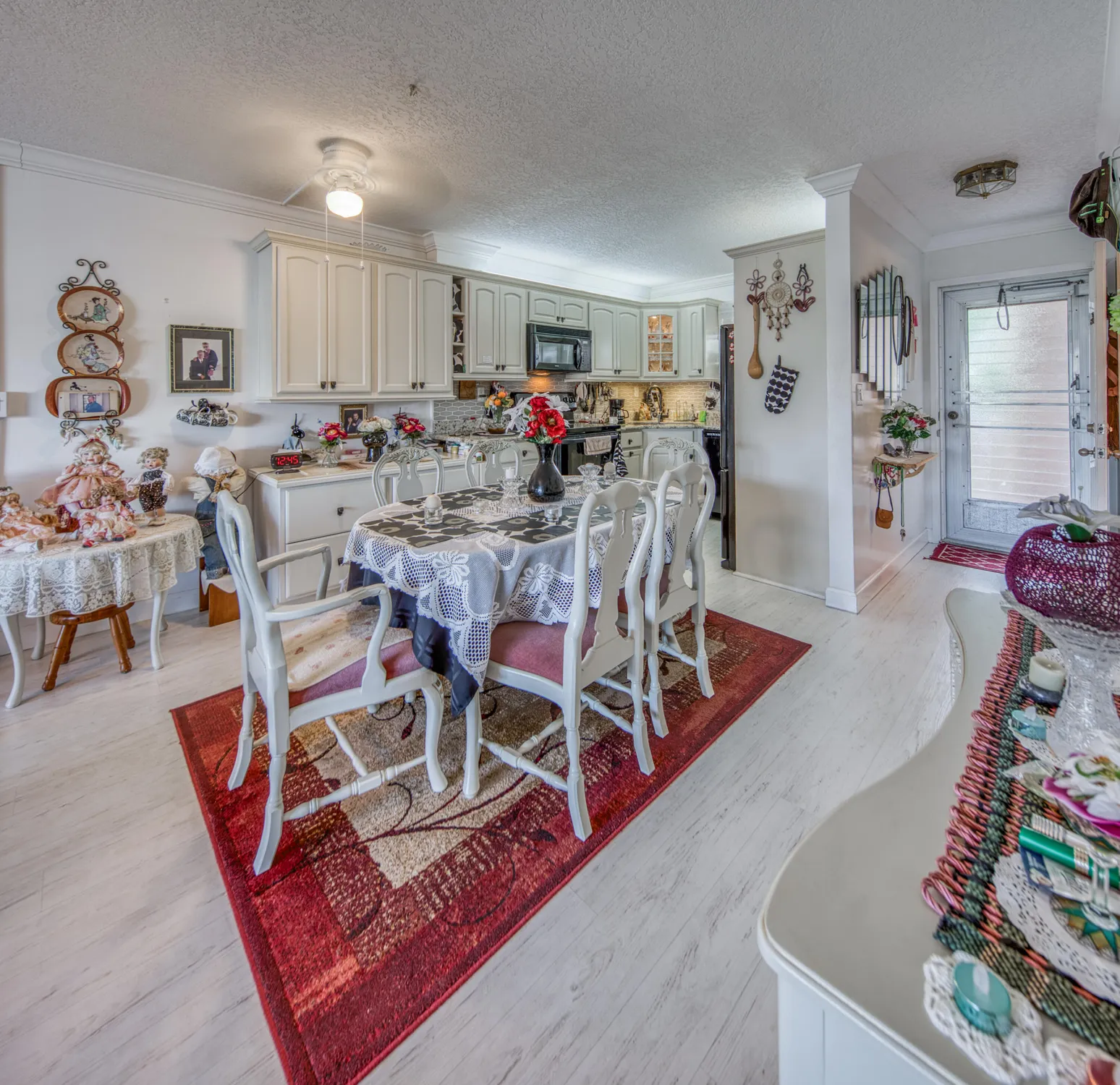 Property Slideshow image 5 of 36 | 2615 garden dr s apt 205, Lake Worth Beach, FL, 33461