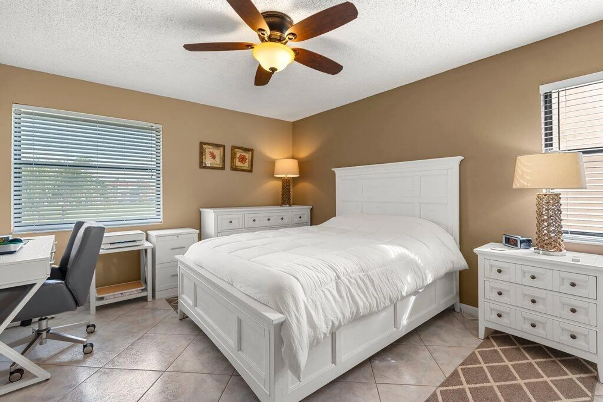Property Slideshow image 12 of 18 | 4654 lucerne lakes blvd e apt 206, Lake Worth, FL, 33467