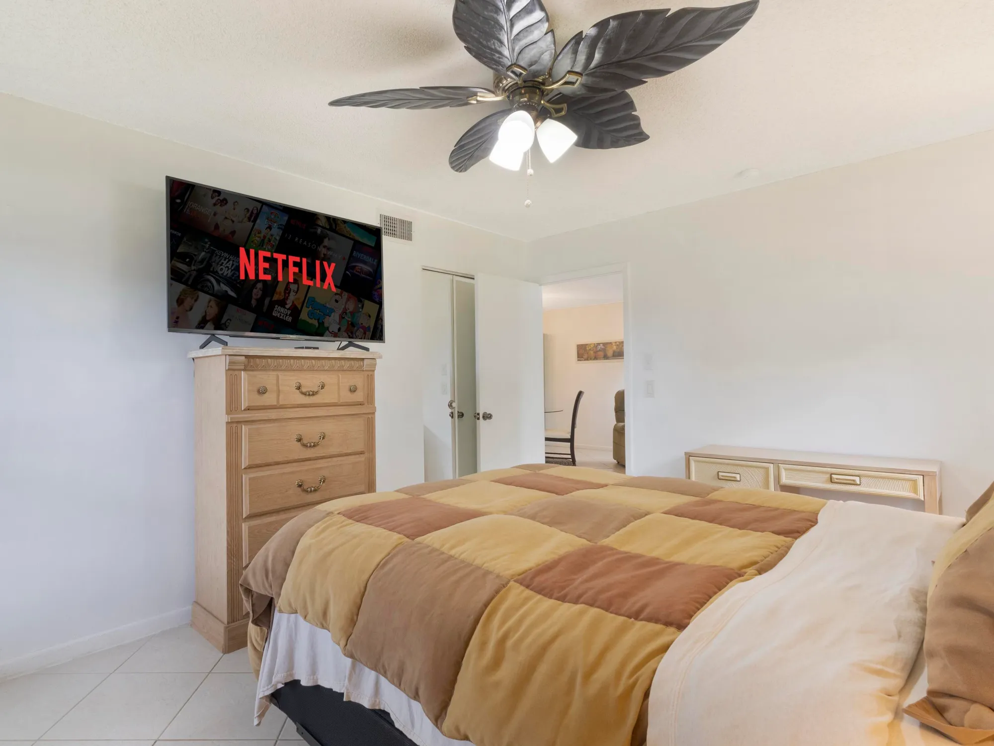 Property Slideshow image 23 of 41 | 857 worcester ln b, Lake Worth, FL, 33467