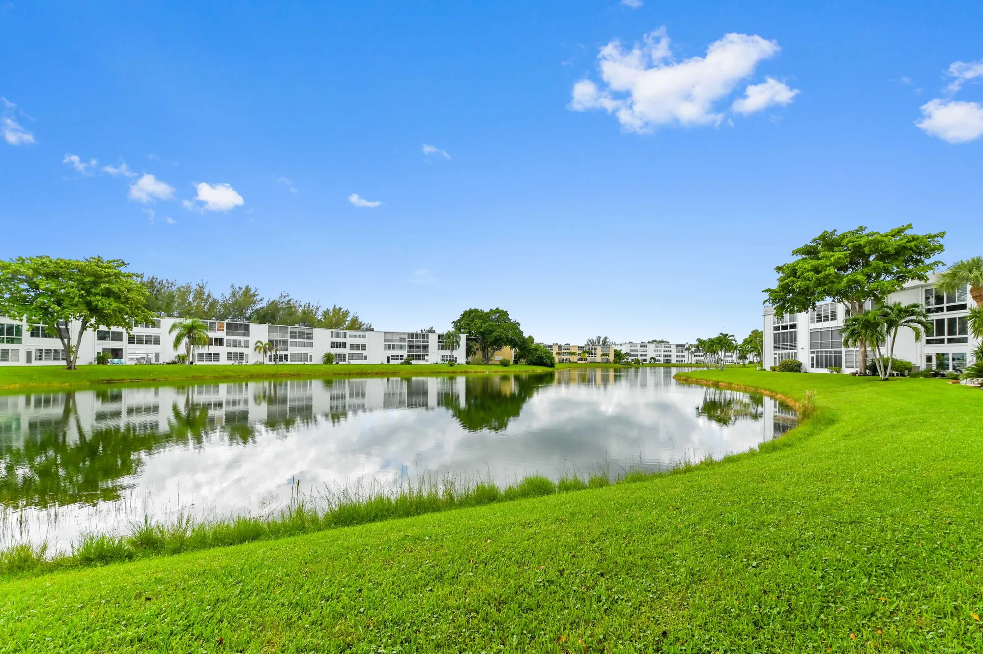 Property Slideshow image 23 of 26 | 113 wellington d, West Palm Beach, FL, 33417