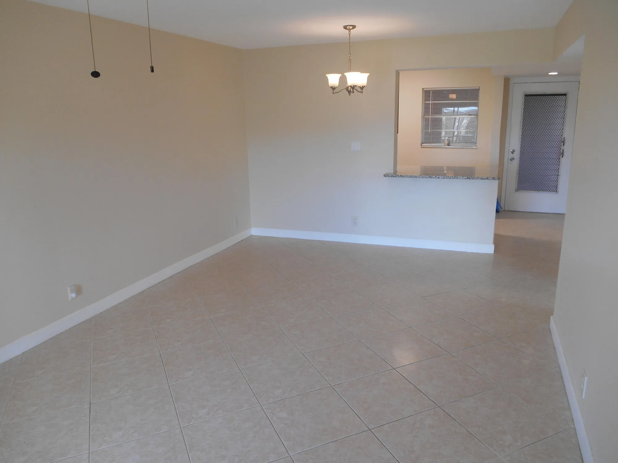 Property Slideshow image 12 of 38 | 2615 ne 1st ct apt 301, Boynton Beach, FL, 33435