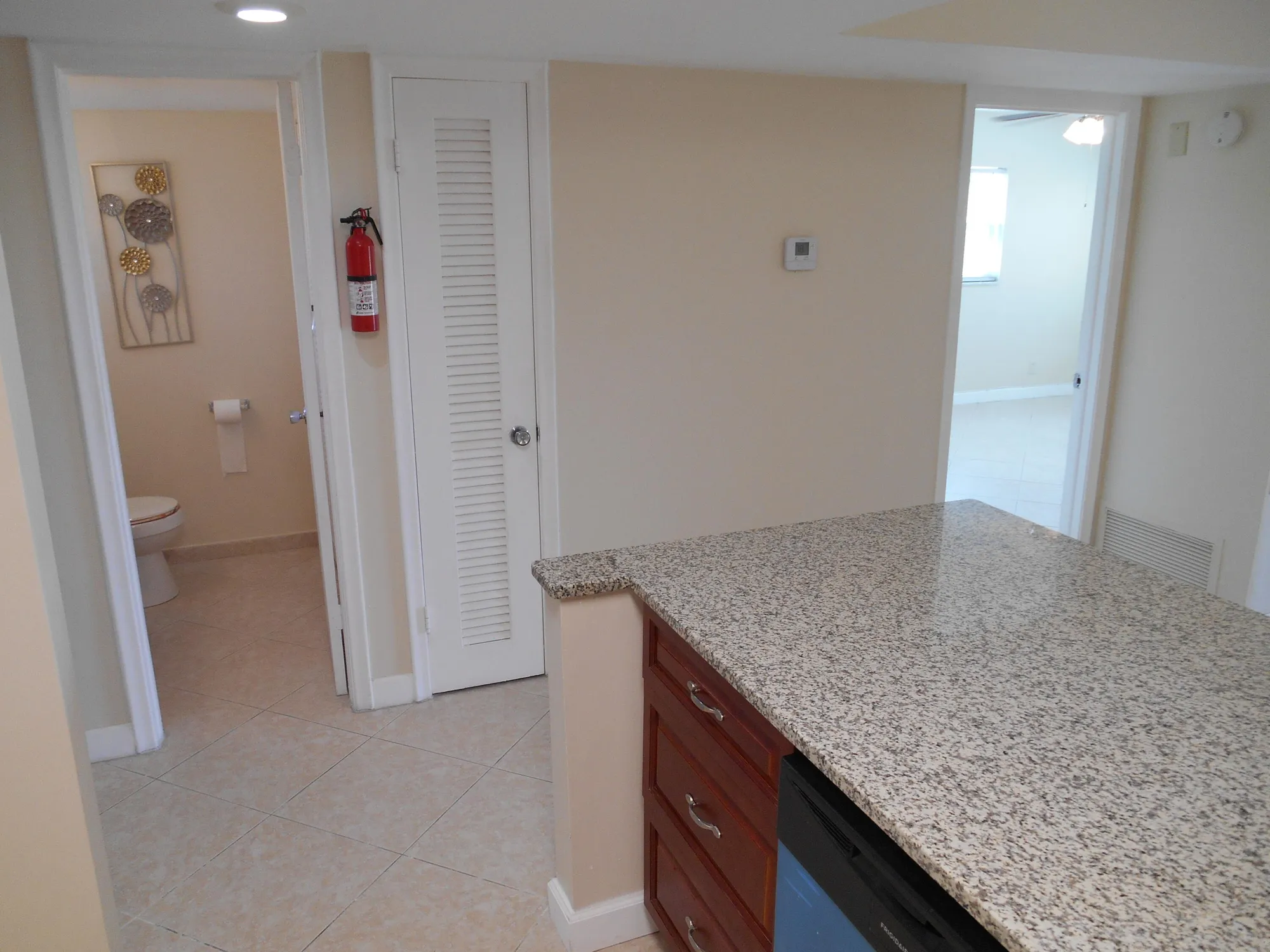Property Slideshow image 6 of 38 | 2615 ne 1st ct apt 301, Boynton Beach, FL, 33435