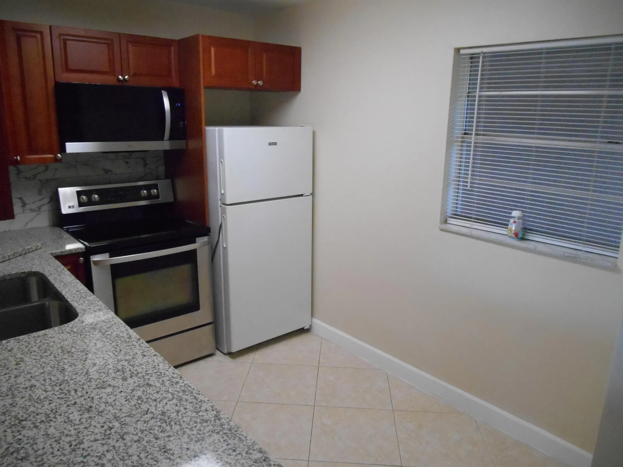 Property Slideshow image 8 of 38 | 2615 ne 1st ct apt 301, Boynton Beach, FL, 33435