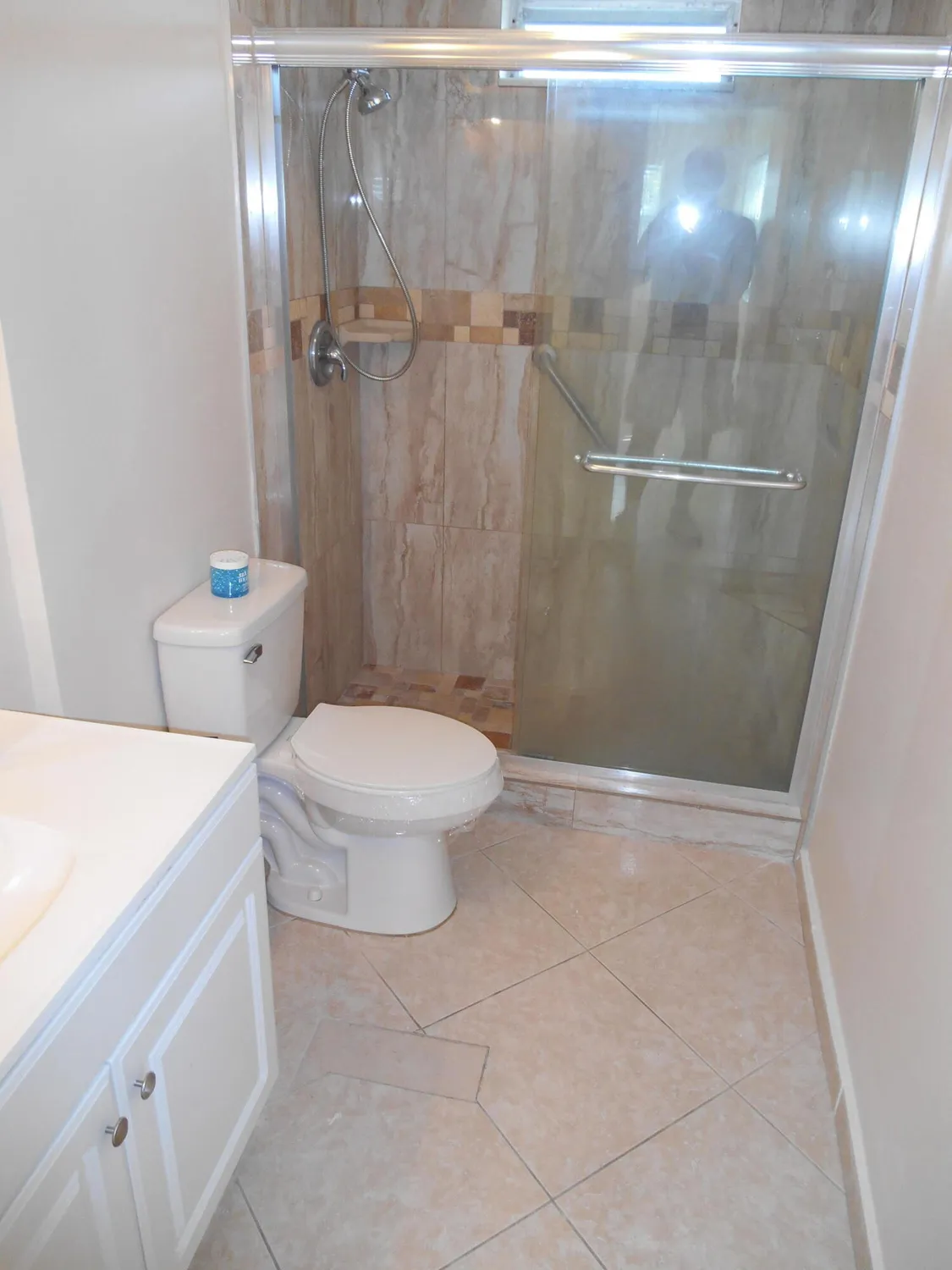 Property Slideshow image 25 of 38 | 2615 ne 1st ct apt 301, Boynton Beach, FL, 33435
