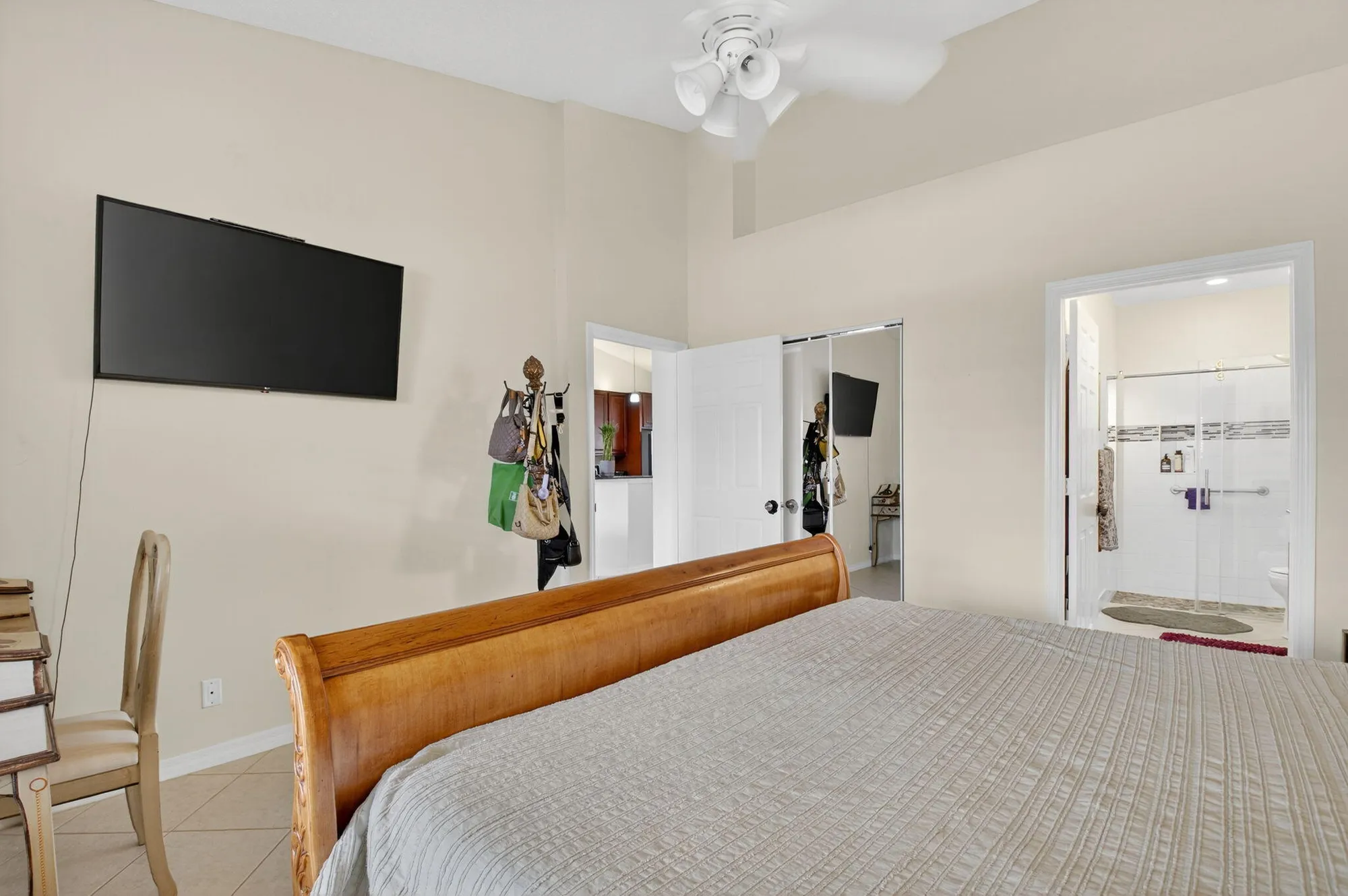 Property Slideshow image 20 of 59 | 6108 floral lakes dr, Delray Beach, FL, 33484