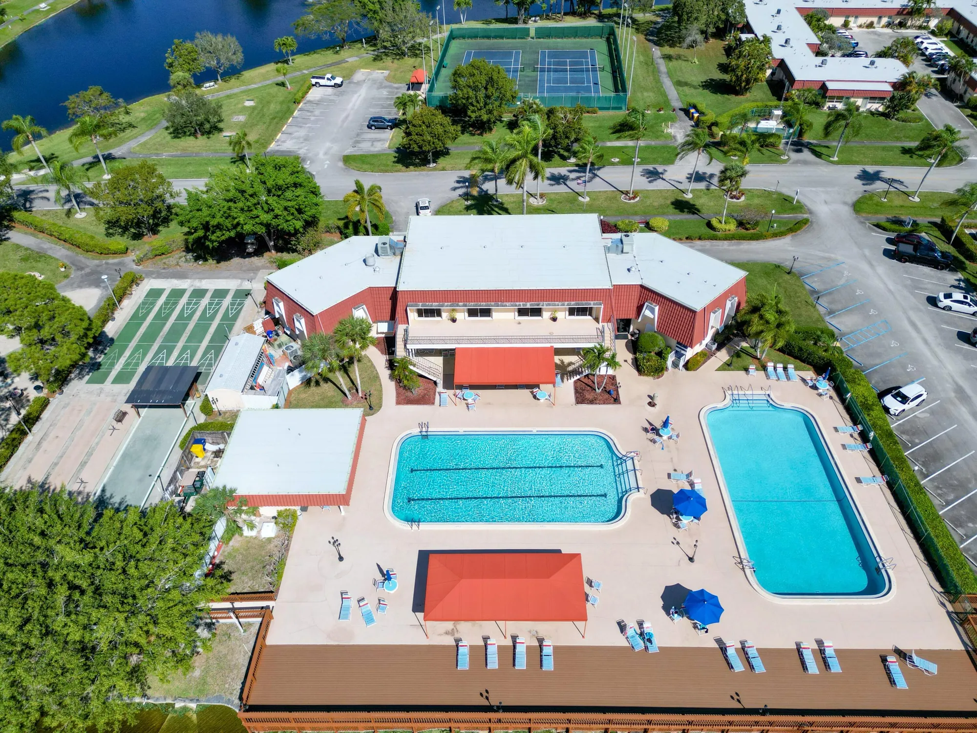 Property Slideshow image 35 of 41 | 857 worcester ln b, Lake Worth, FL, 33467