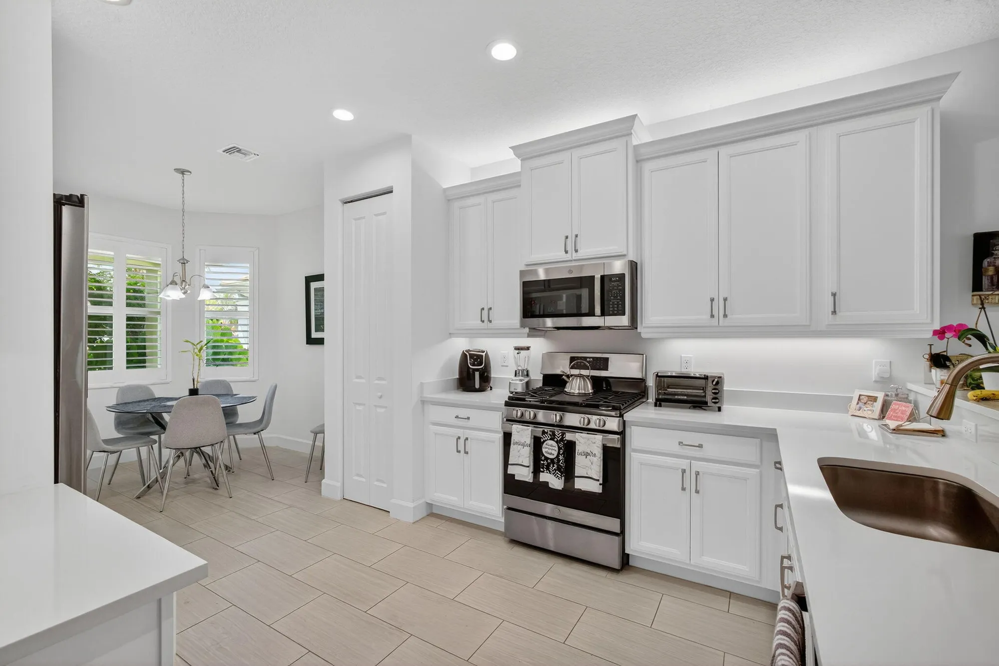 Property Slideshow image 14 of 105 | 13307 sw river rock rd, Port Saint Lucie, FL, 34987