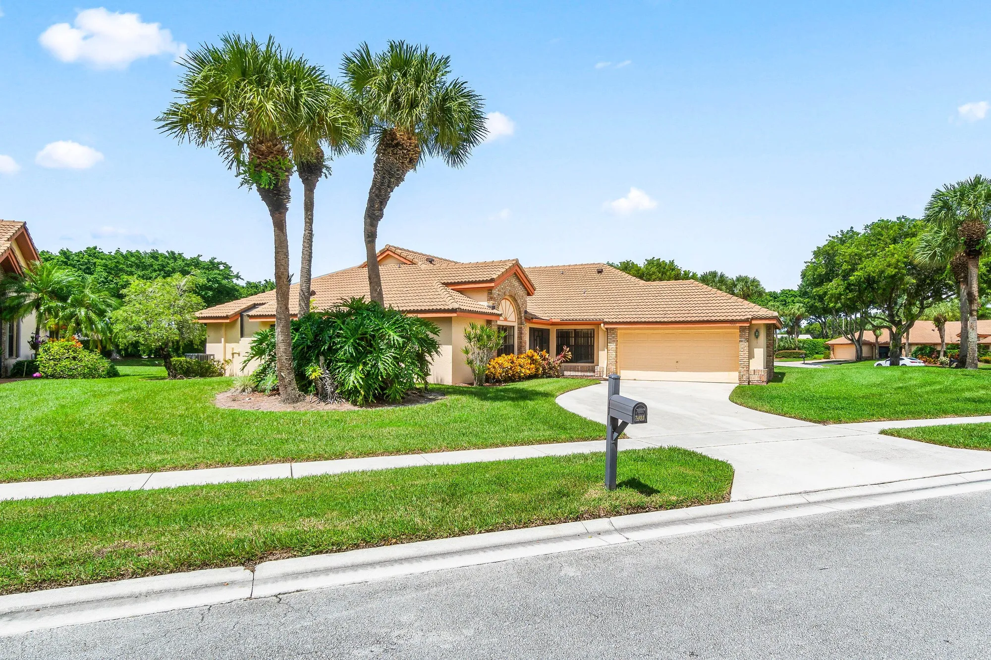 Property Slideshow image 3 of 34 | 7401 hearth stone ave, Boynton Beach, FL, 33472