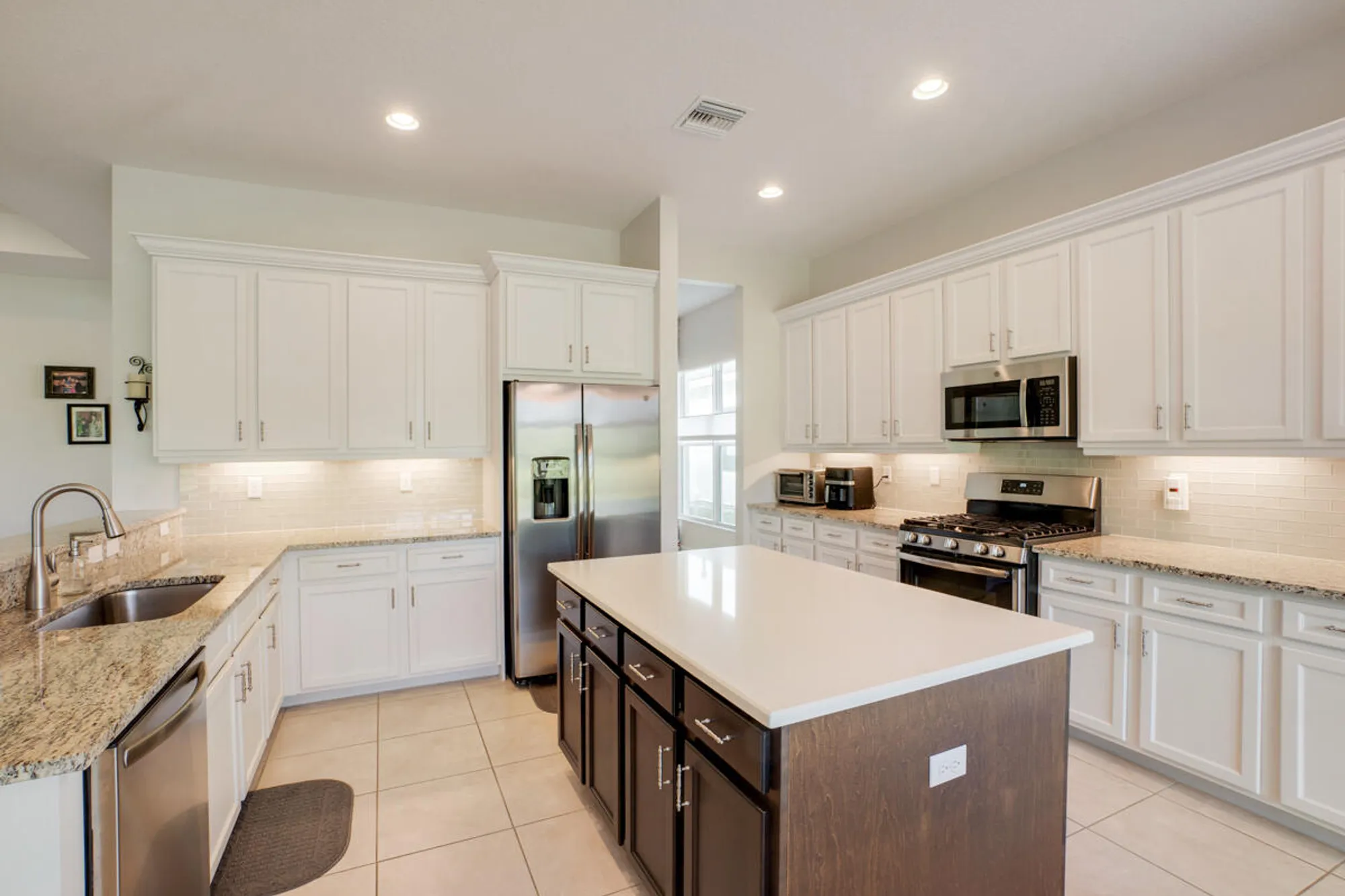Property Slideshow image 20 of 103 | 11983 sw marigold lakes dr, Port Saint Lucie, FL, 34987