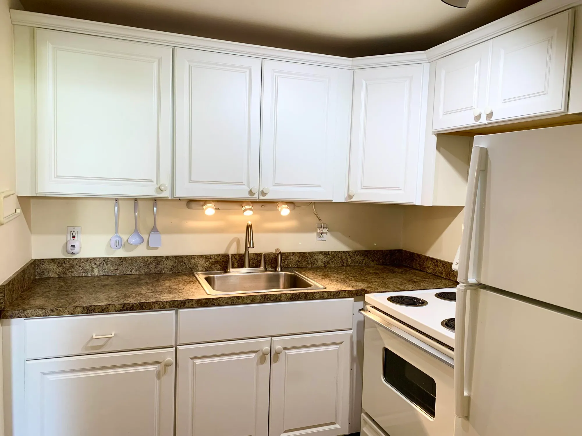 Property Slideshow image 18 of 40 | 150 easthampton g, West Palm Beach, FL, 33417