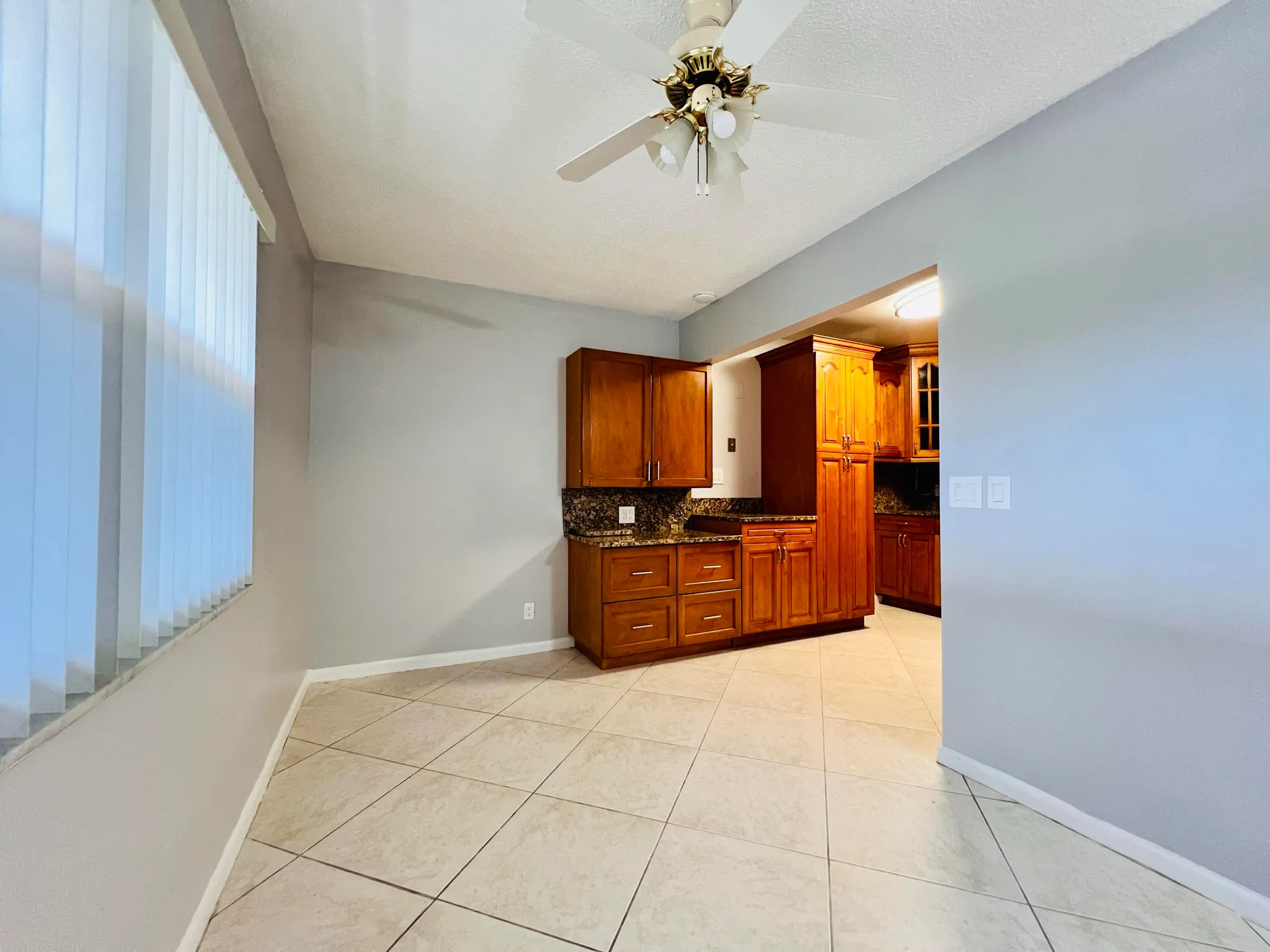 Property Slideshow image 2 of 15 | 210 somerset k, West Palm Beach, FL, 33417
