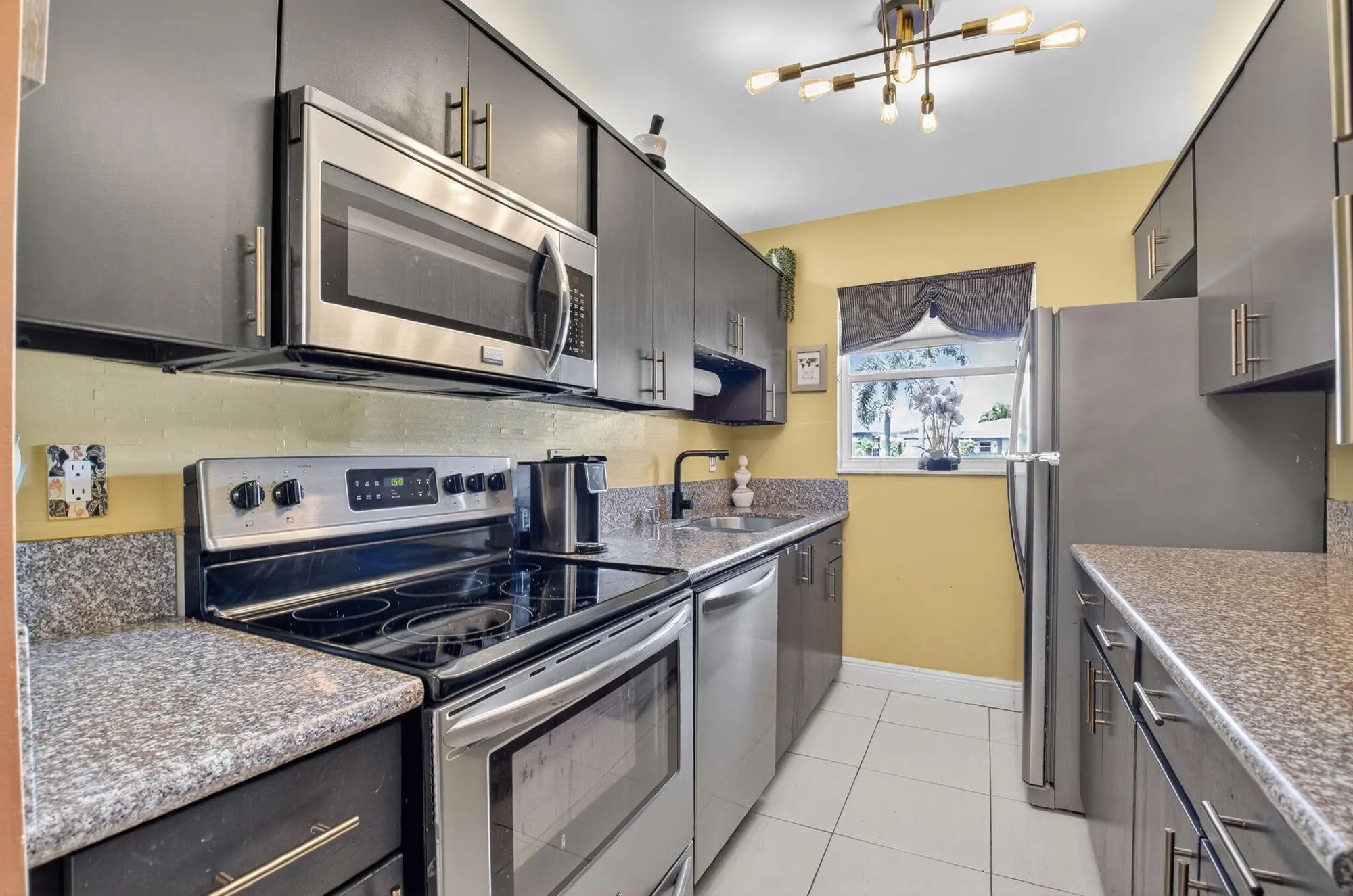 Property Slideshow image 13 of 32 | 762 high point blvd d, Delray Beach, FL, 33445
