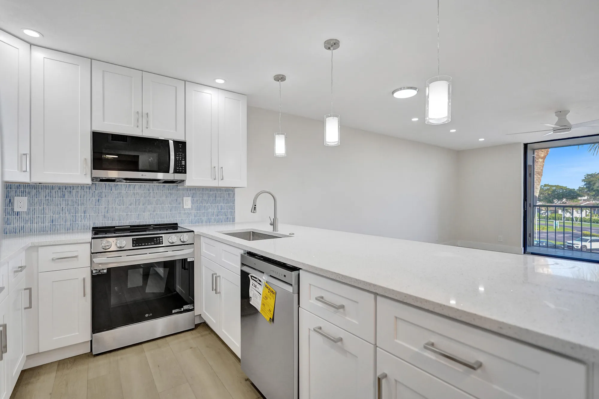 Property Slideshow image 15 of 50 | 5340 las verdes cir 324, Delray Beach, FL, 33484