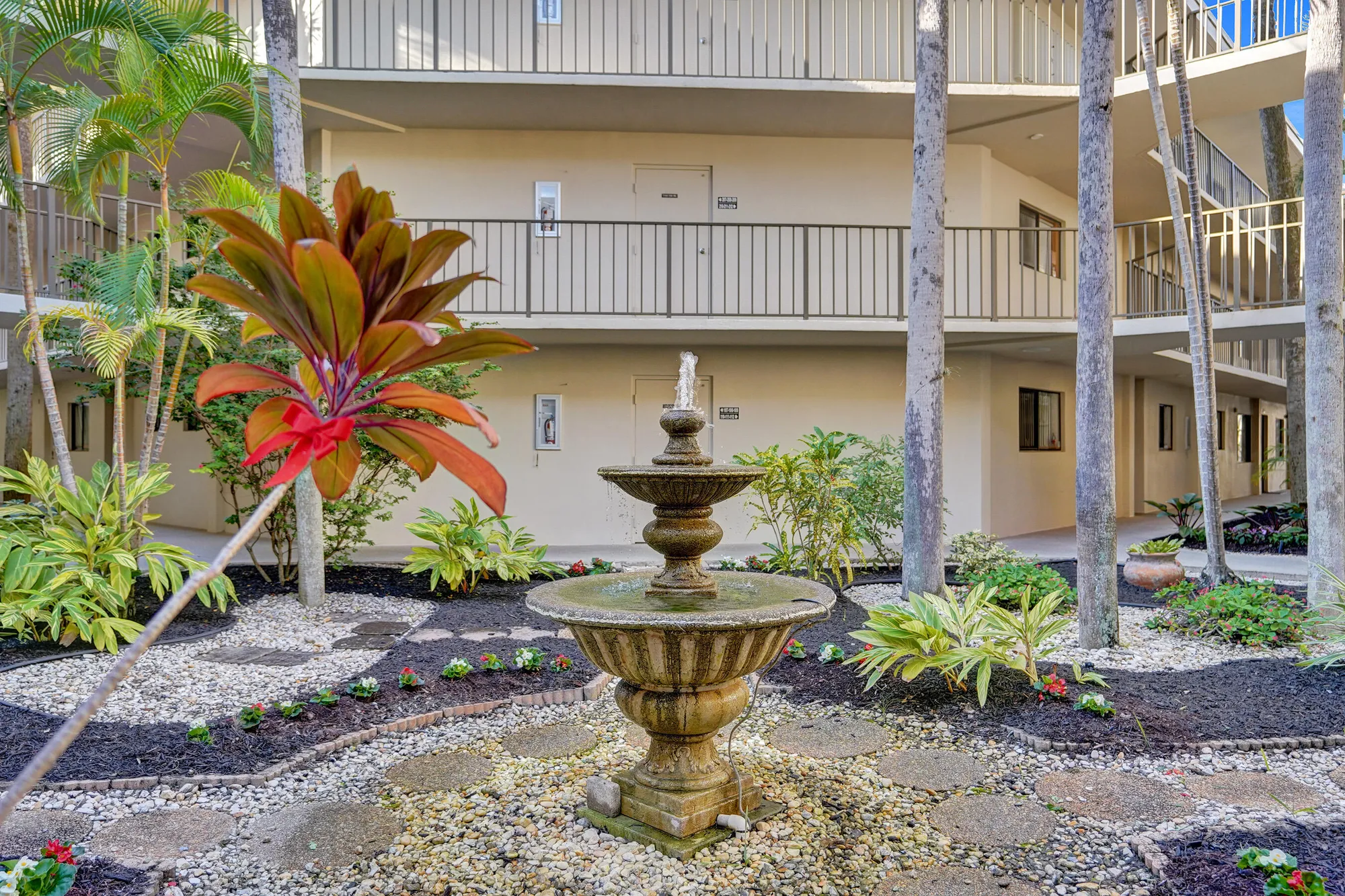 Property Slideshow image 34 of 50 | 5340 las verdes cir 324, Delray Beach, FL, 33484