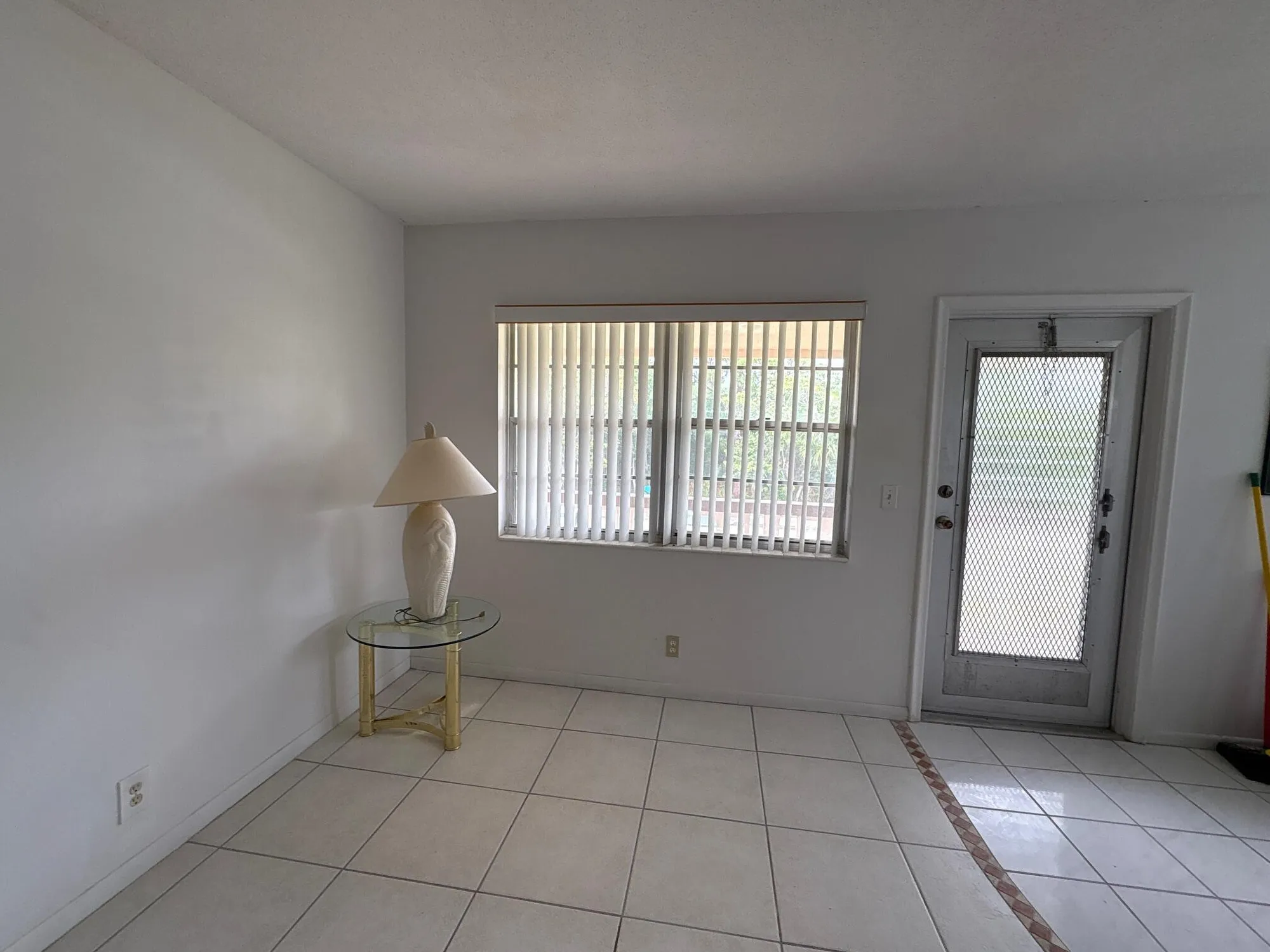 Property Slideshow image 1 of 19 | 144 norwich f, West Palm Beach, FL, 33417