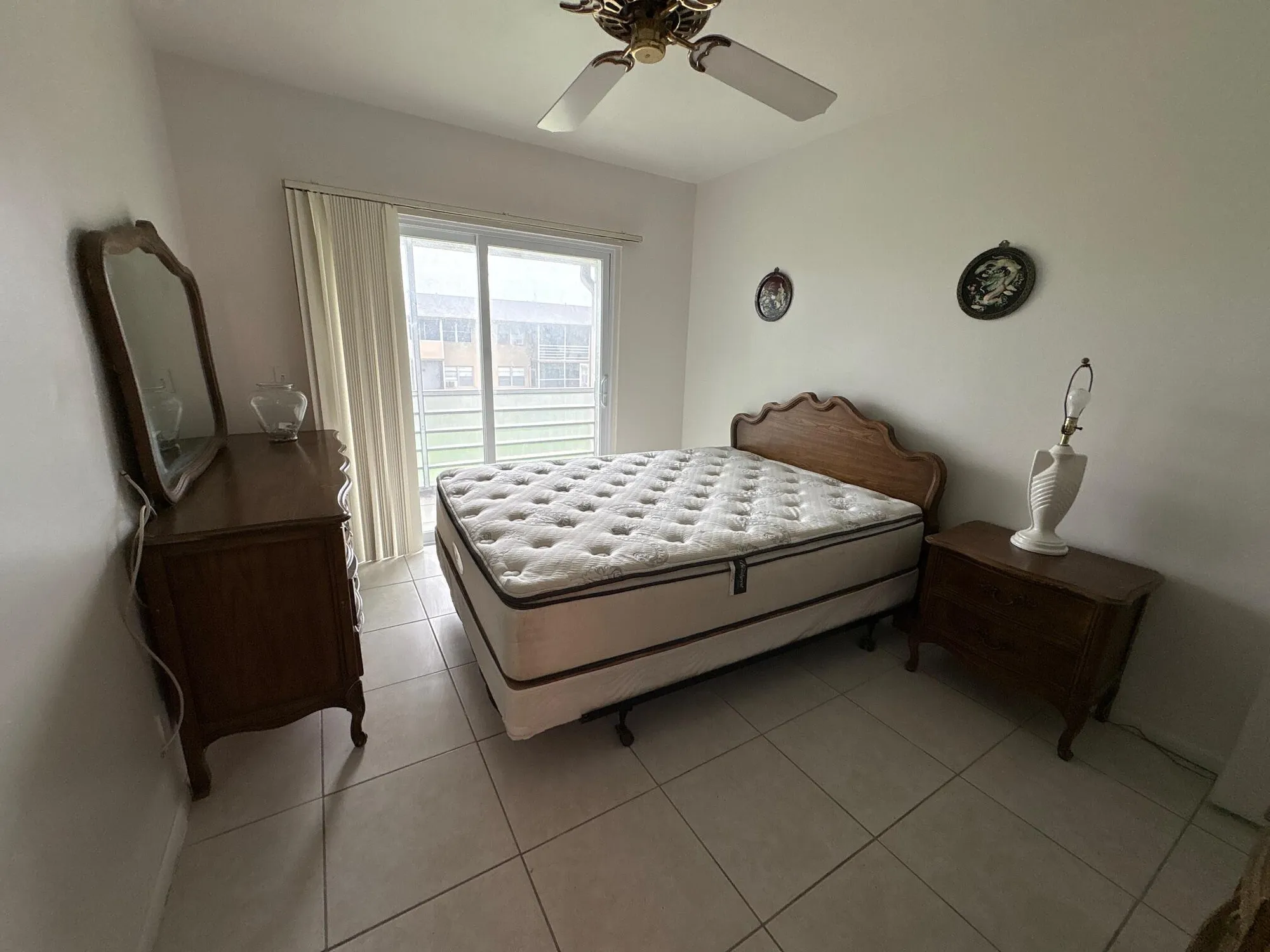 Property Slideshow image 6 of 19 | 144 norwich f, West Palm Beach, FL, 33417