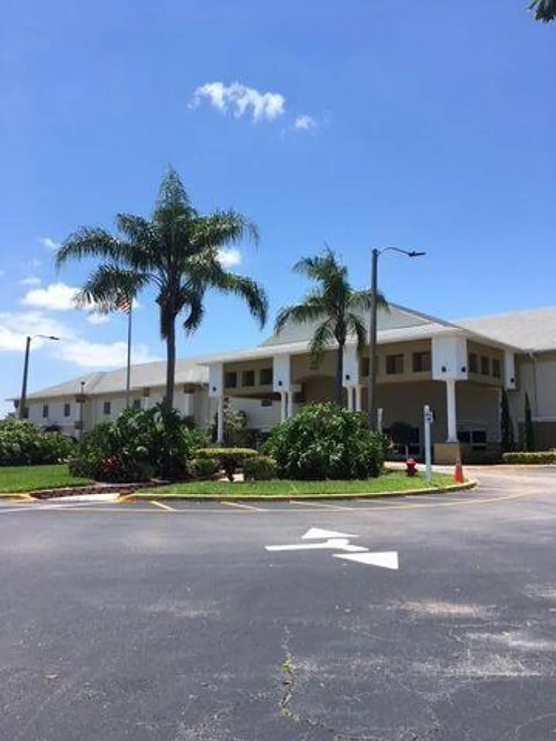 Property Slideshow image 15 of 19 | 144 norwich f, West Palm Beach, FL, 33417