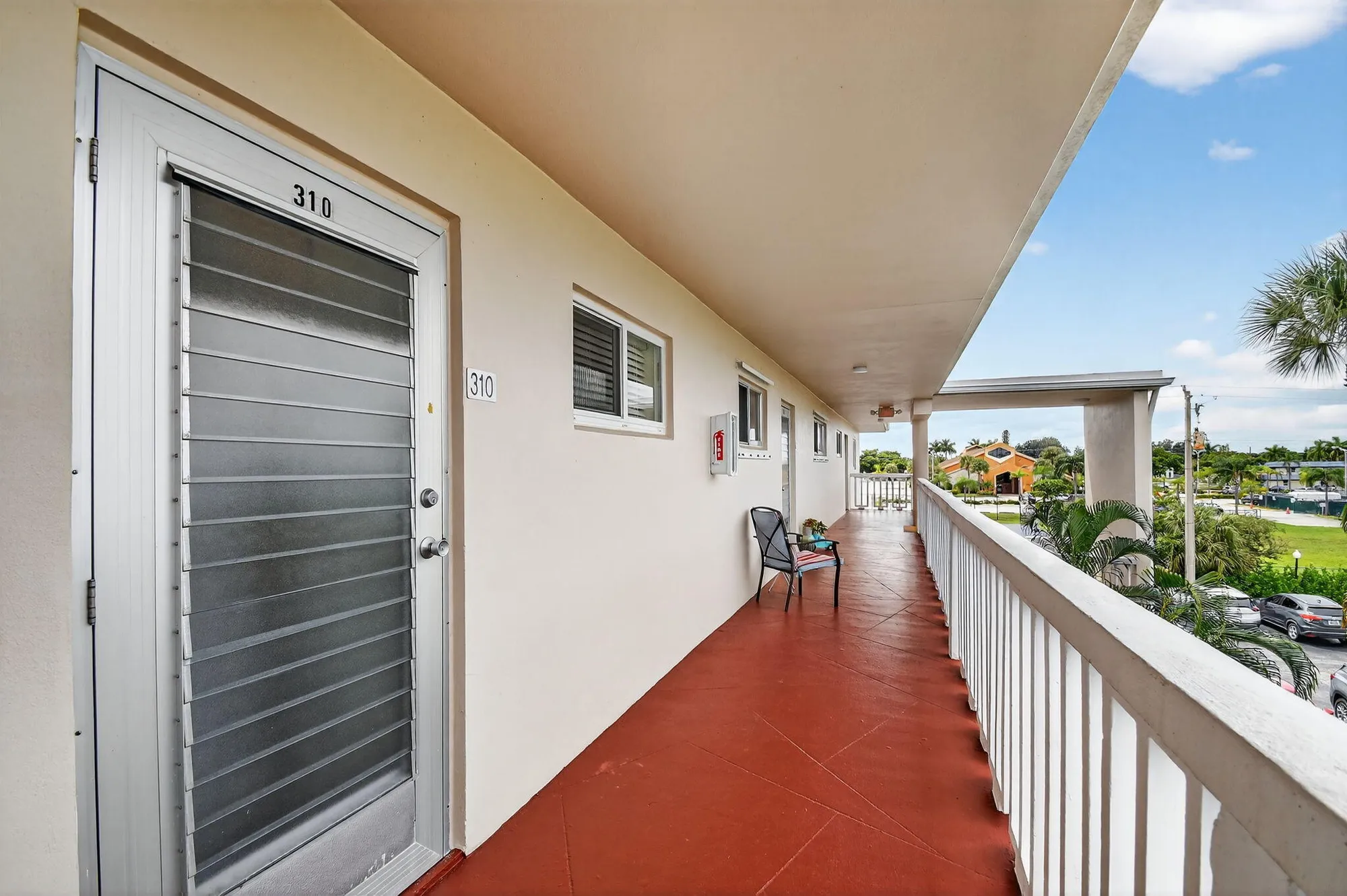 Property Slideshow image 3 of 60 | 2856 garden dr 310, Lake Worth, FL, 33461