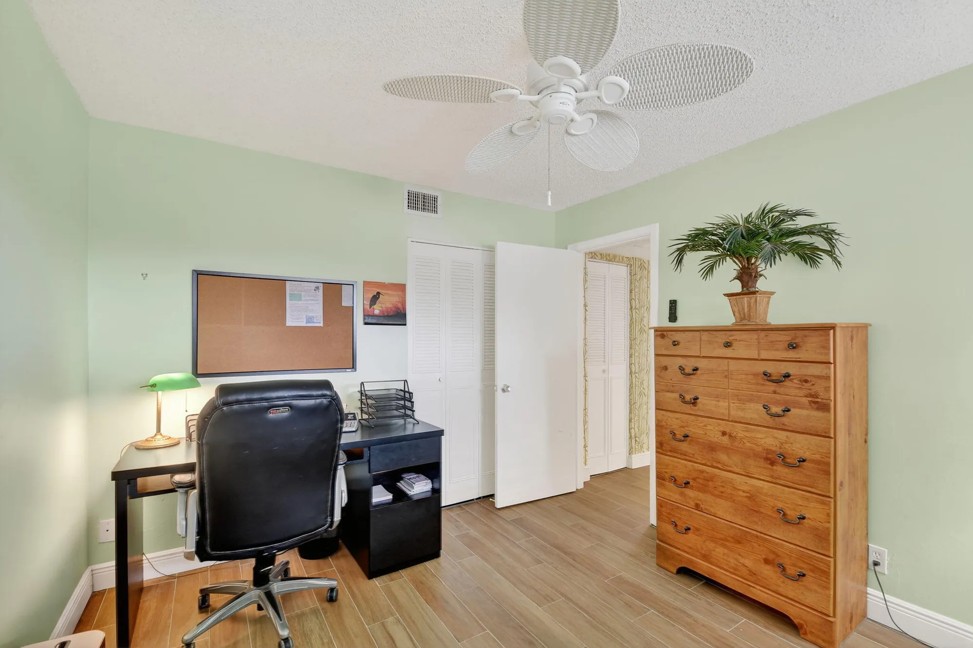 Property Slideshow image 31 of 60 | 2856 garden dr 310, Lake Worth, FL, 33461