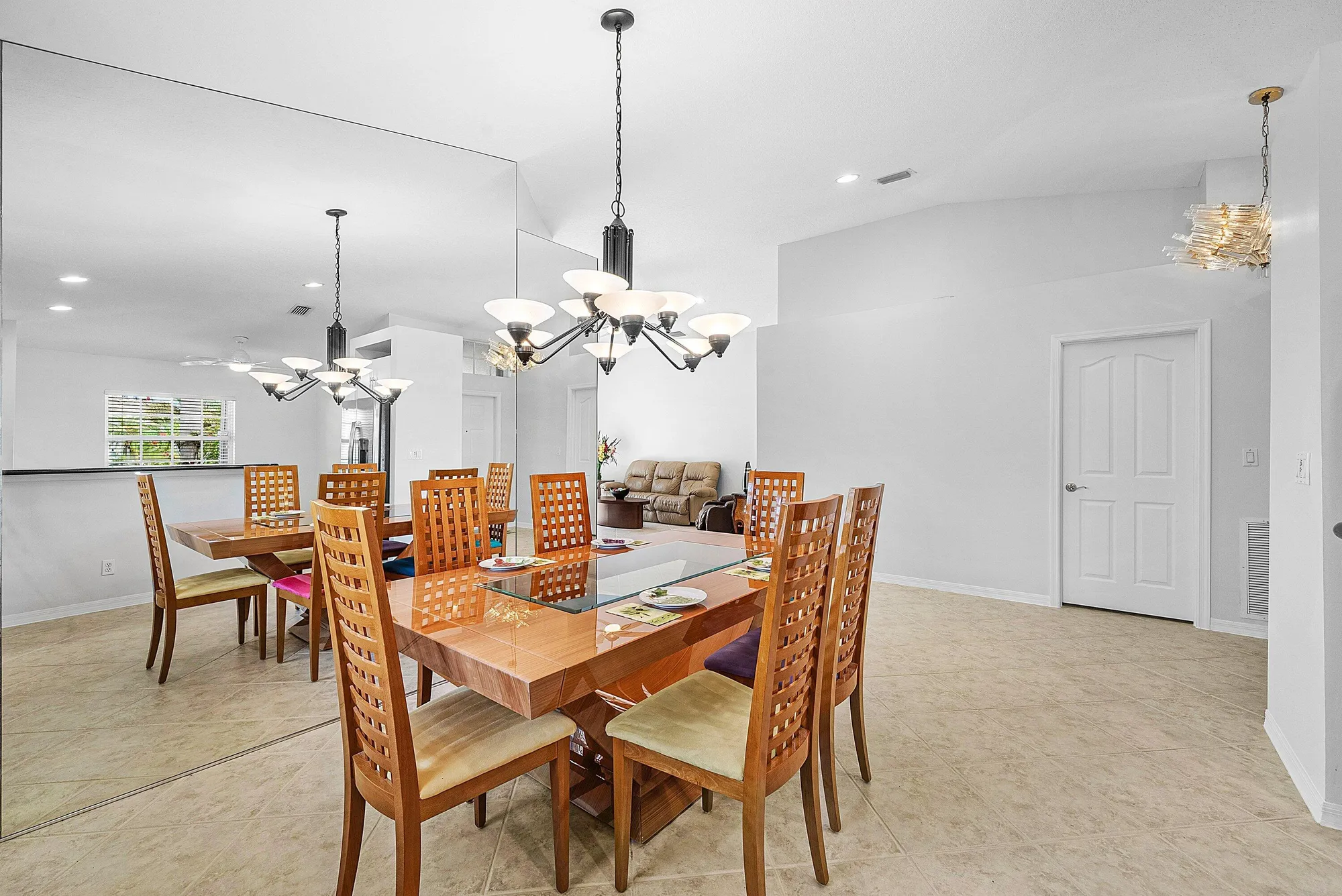 Property Slideshow image 13 of 37 | 8307 duomo cir, Boynton Beach, FL, 33472