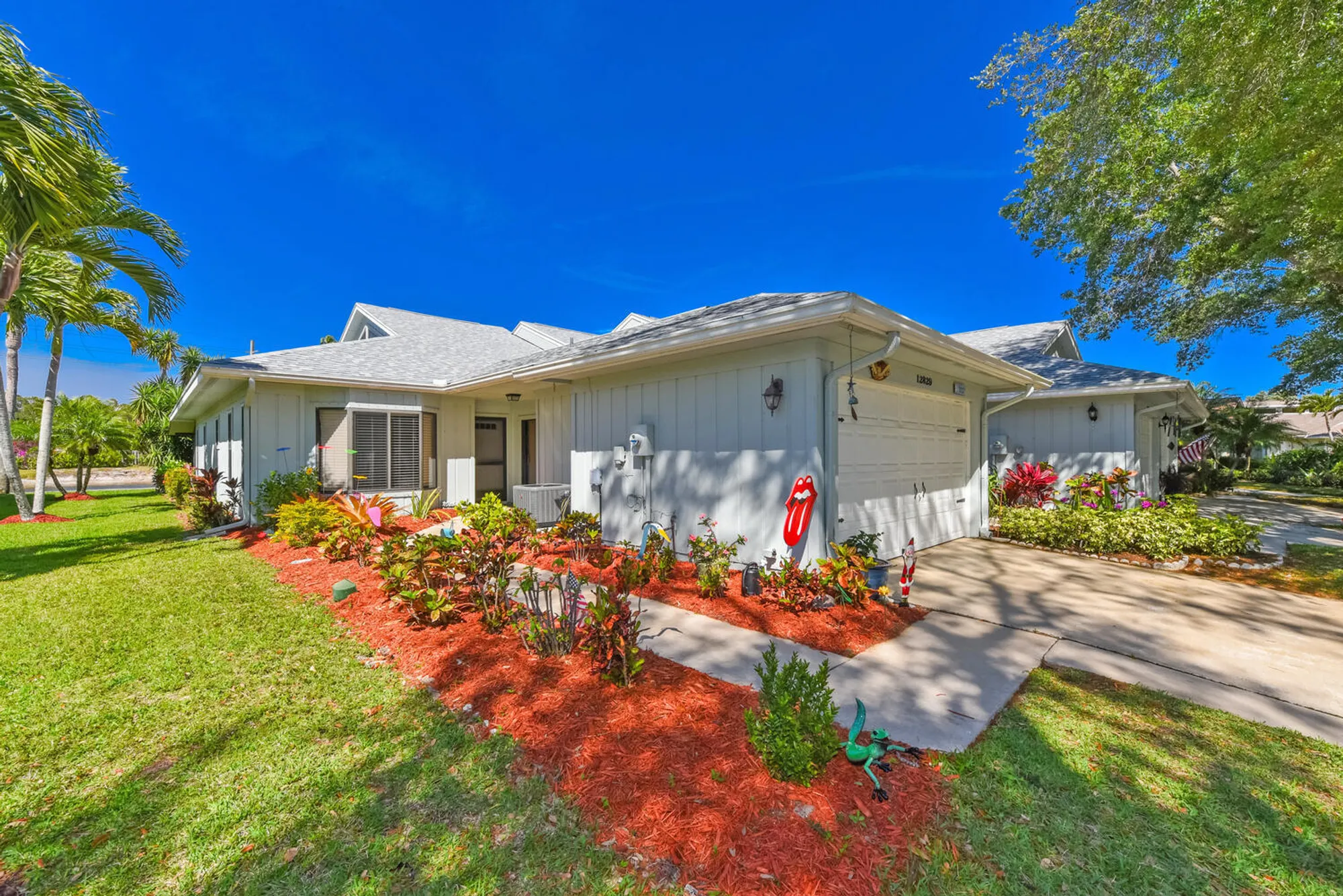 Property Slideshow image 2 of 44 | 12829 se berwick ct, Hobe Sound, FL, 33455