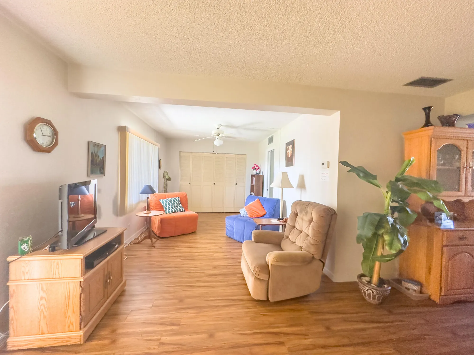 Property Slideshow image 4 of 21 | 2721 garden dr 312, Lake Worth, FL, 33461