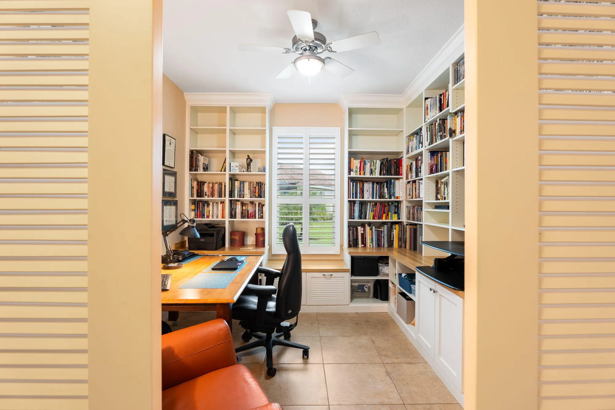 Property Slideshow image 24 of 47 | 9701 sw royal poinciana dr, Port Saint Lucie, FL, 34987