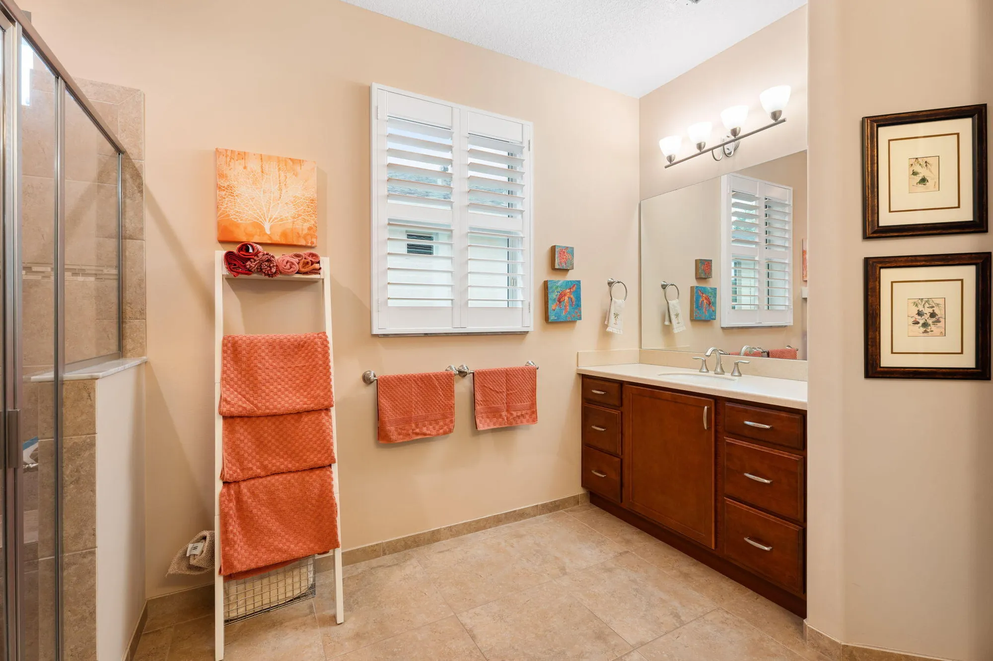 Property Slideshow image 16 of 47 | 9701 sw royal poinciana dr, Port Saint Lucie, FL, 34987