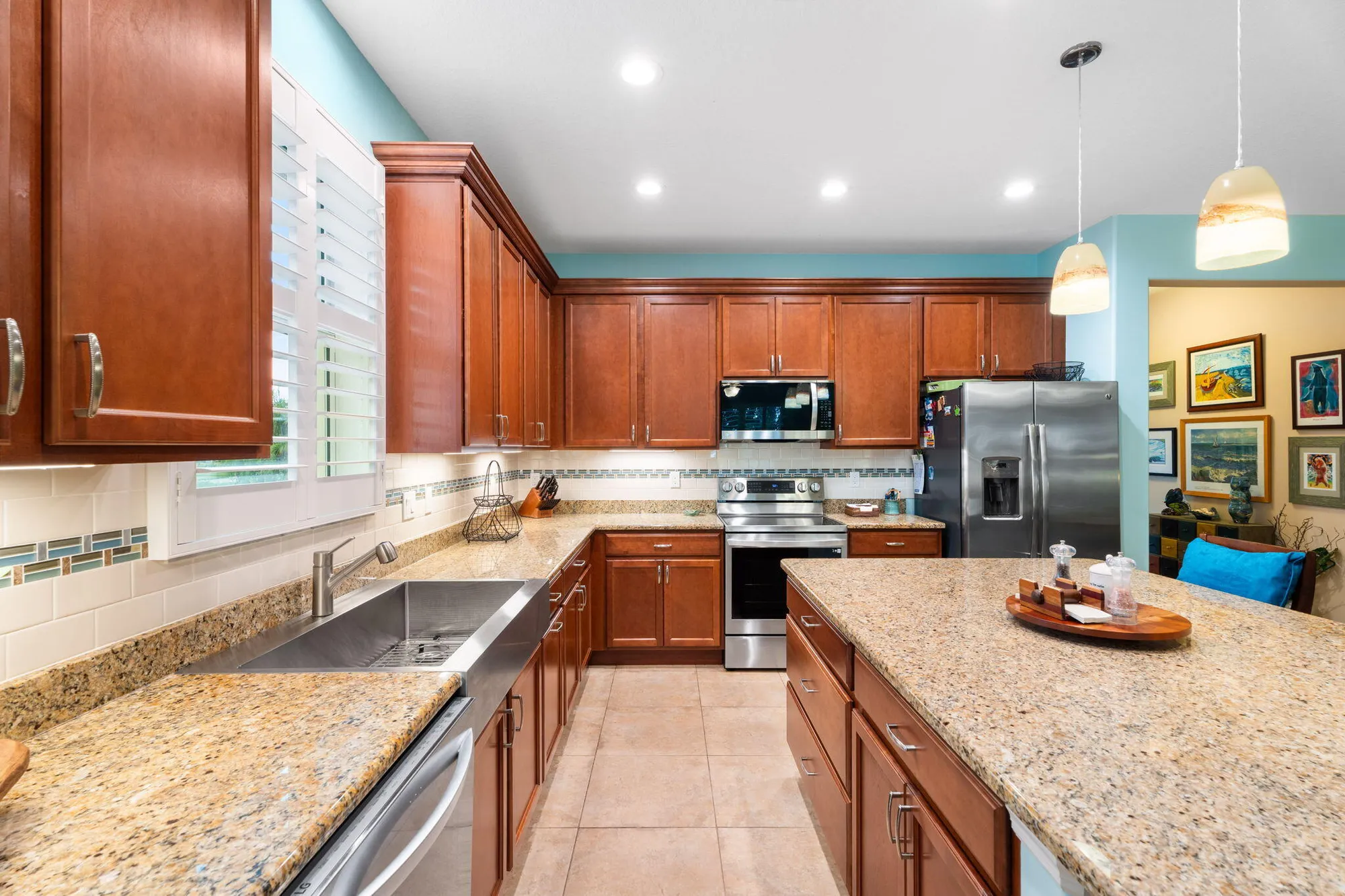 Property Slideshow image 9 of 47 | 9701 sw royal poinciana dr, Port Saint Lucie, FL, 34987