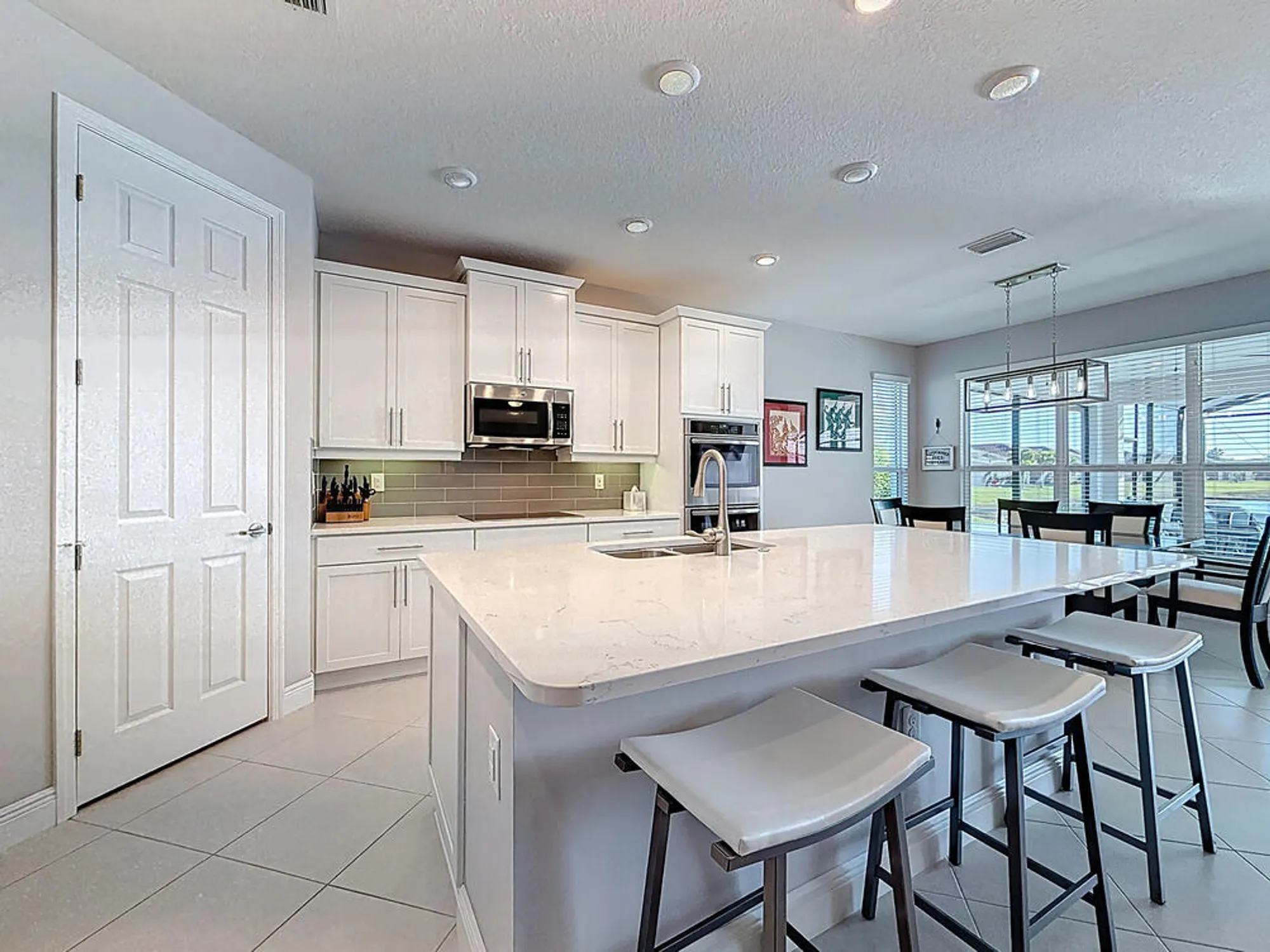 Property Slideshow image 9 of 41 | 10094 sw indian lilac trl, Port Saint Lucie, FL, 34987