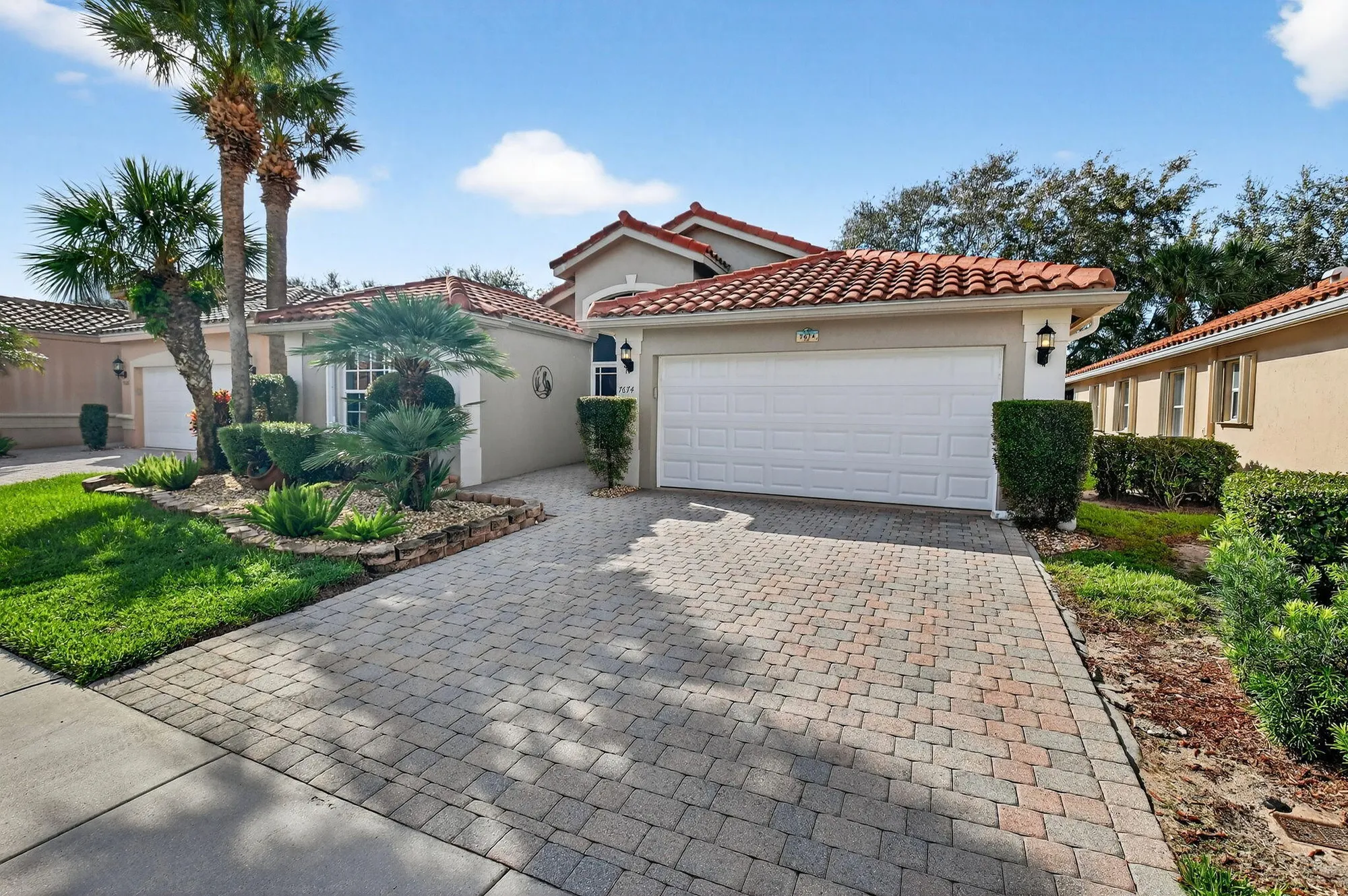 Property Slideshow image 5 of 68 | 7674 caprio dr, Boynton Beach, FL, 33472