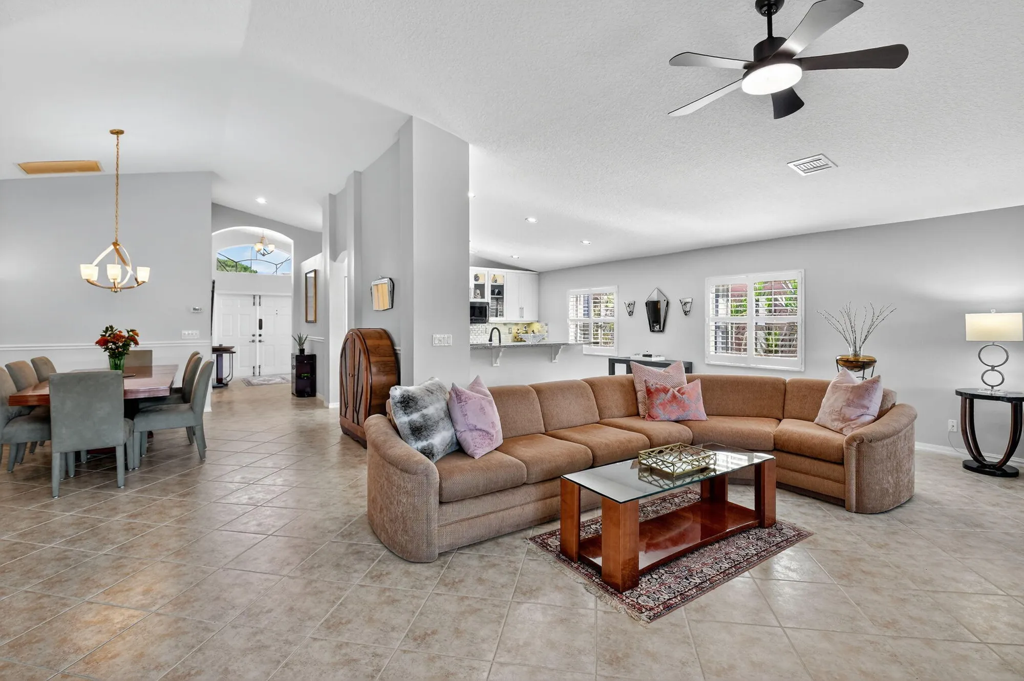 Property Slideshow image 11 of 68 | 7674 caprio dr, Boynton Beach, FL, 33472