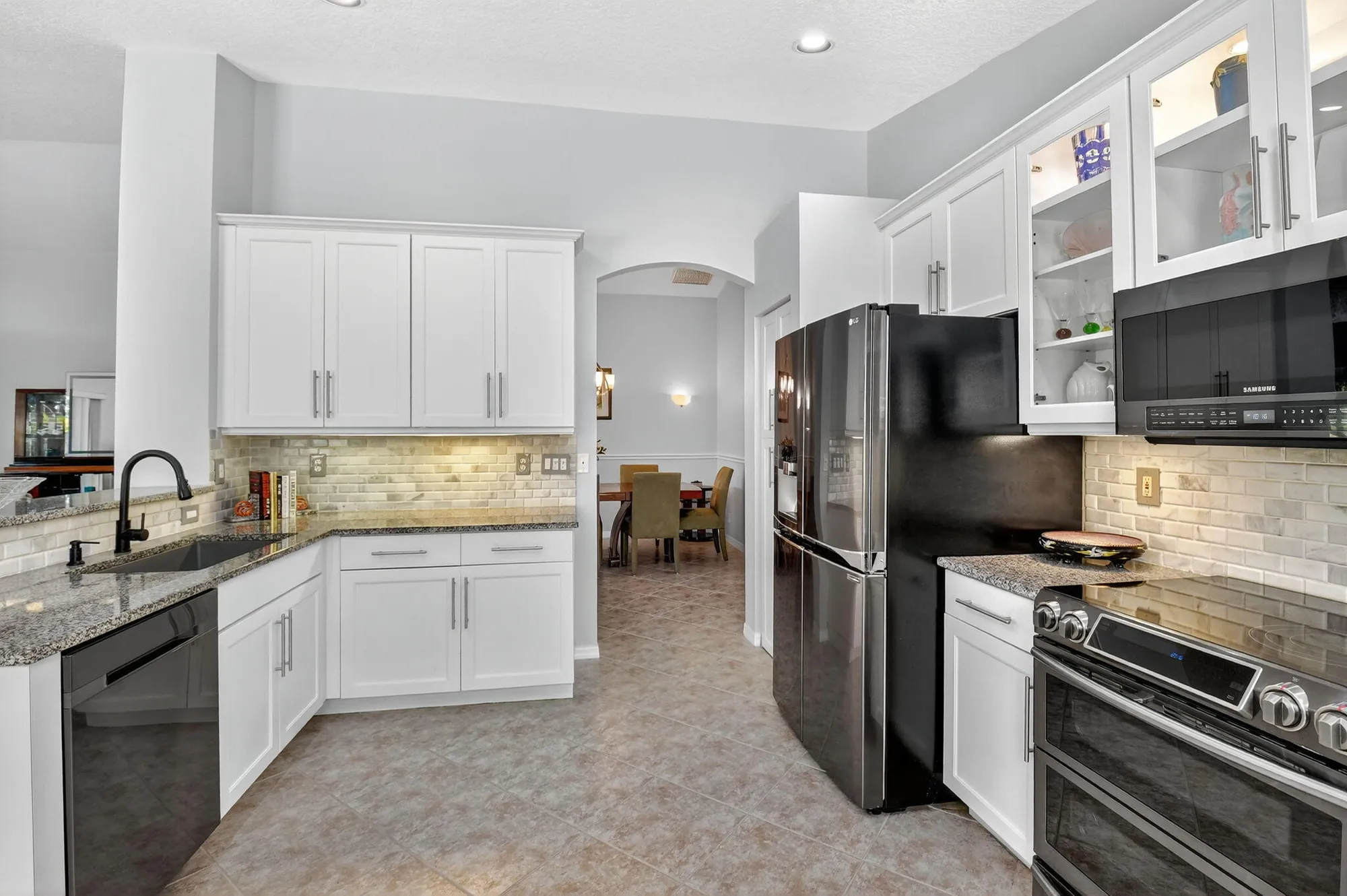 Property Slideshow image 20 of 68 | 7674 caprio dr, Boynton Beach, FL, 33472