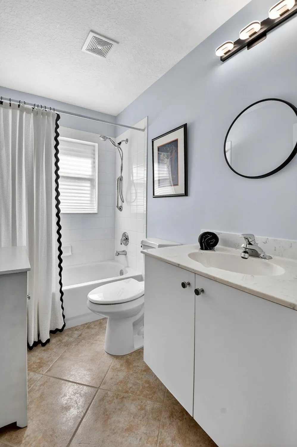 Property Slideshow image 35 of 68 | 7674 caprio dr, Boynton Beach, FL, 33472