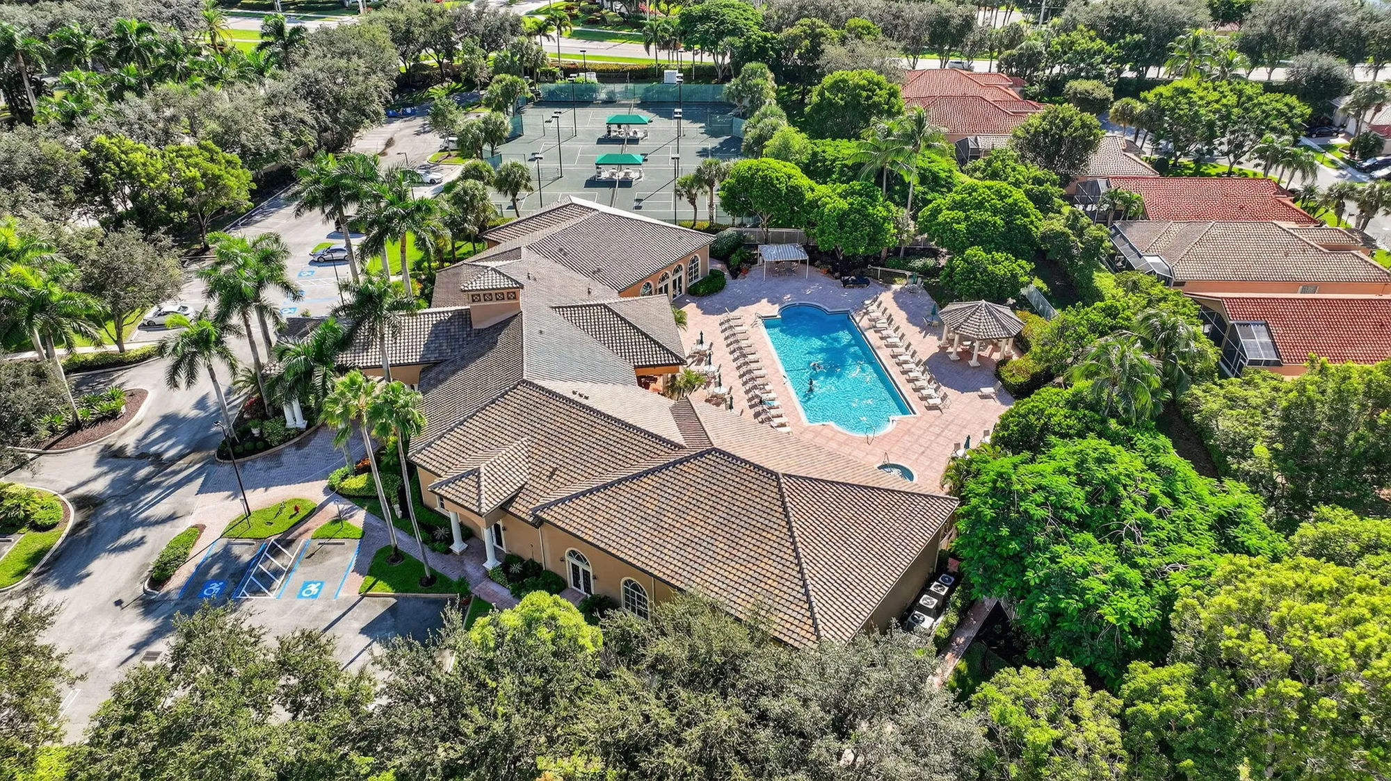 Property Slideshow image 56 of 68 | 7674 caprio dr, Boynton Beach, FL, 33472