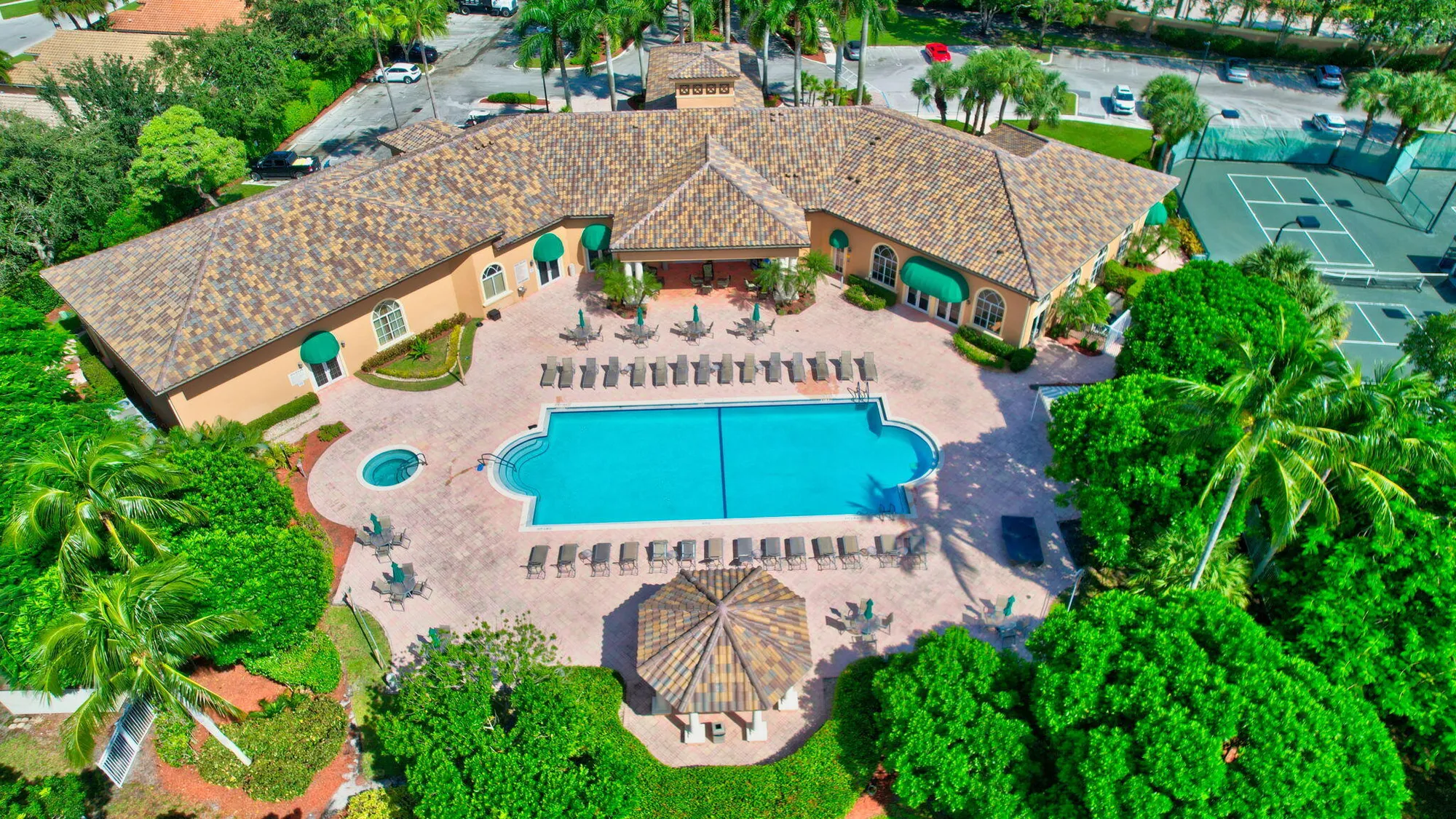 Property Slideshow image 60 of 68 | 7674 caprio dr, Boynton Beach, FL, 33472