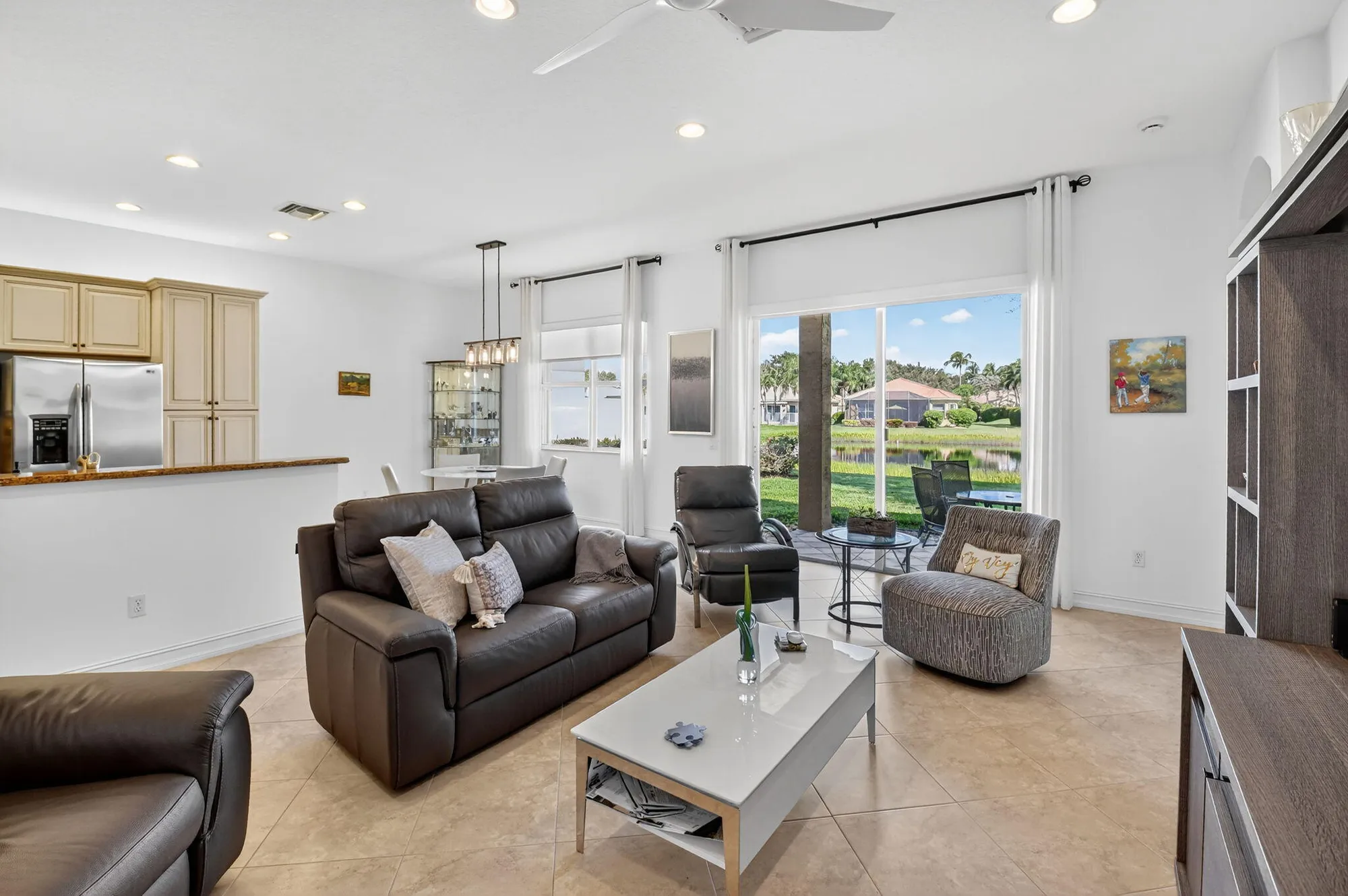 Property Slideshow image 12 of 73 | 6881 watertown dr, Boynton Beach, FL, 33437