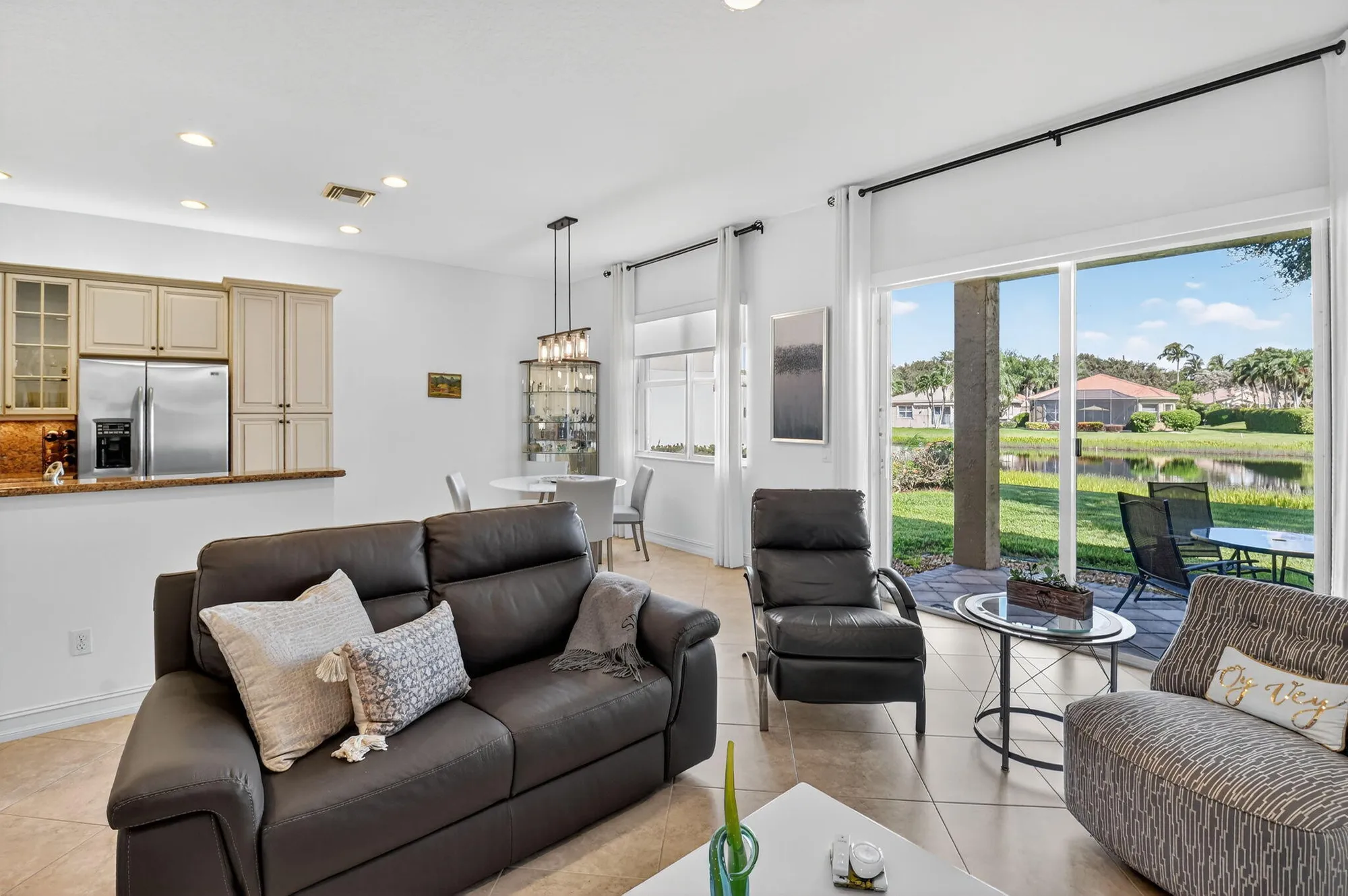 Property Slideshow image 13 of 73 | 6881 watertown dr, Boynton Beach, FL, 33437