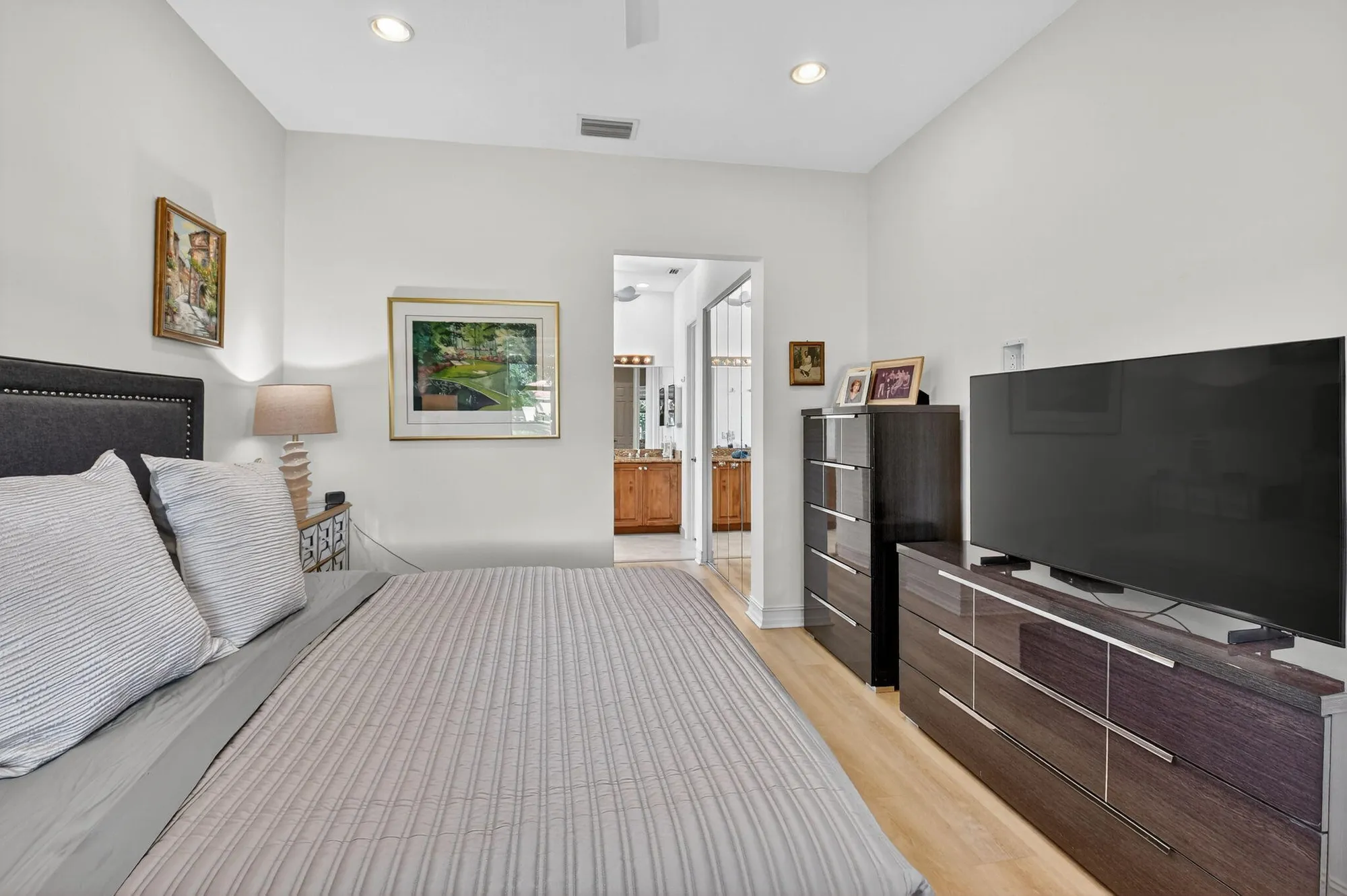 Property Slideshow image 16 of 73 | 6881 watertown dr, Boynton Beach, FL, 33437