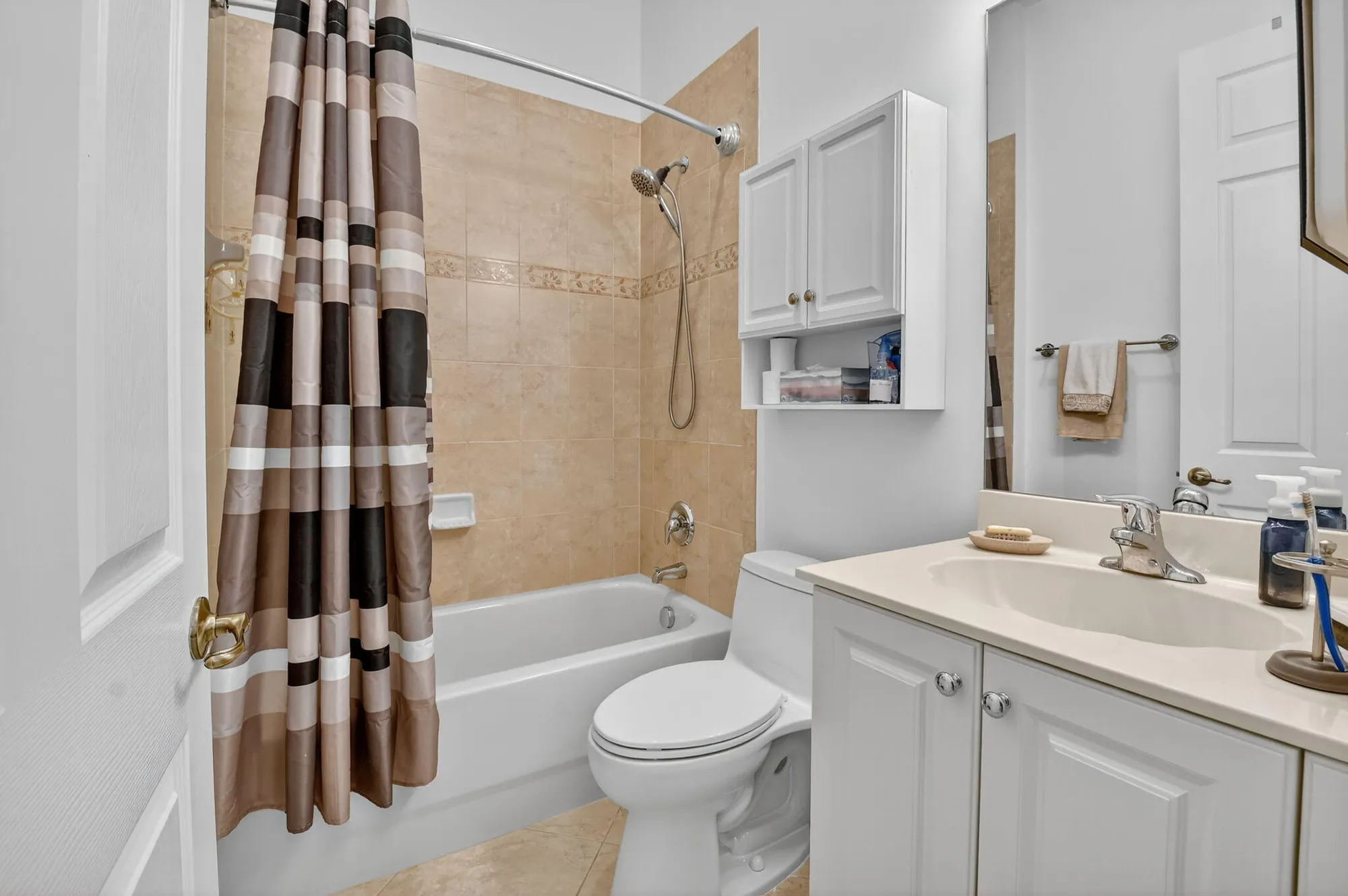 Property Slideshow image 22 of 73 | 6881 watertown dr, Boynton Beach, FL, 33437