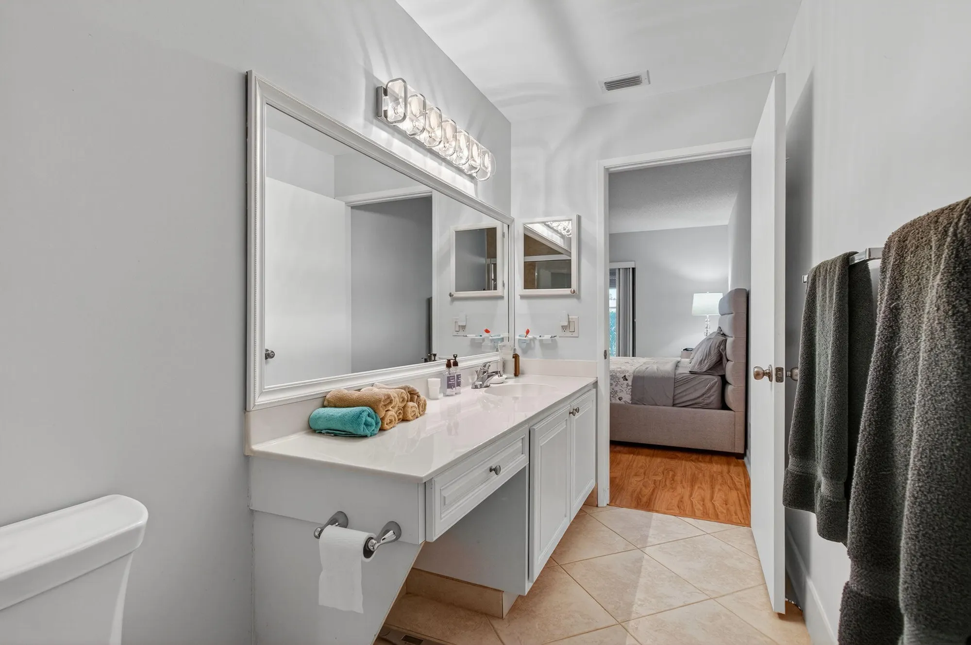 Property Slideshow image 24 of 45 | 6272 kings gate cir, Delray Beach, FL, 33484