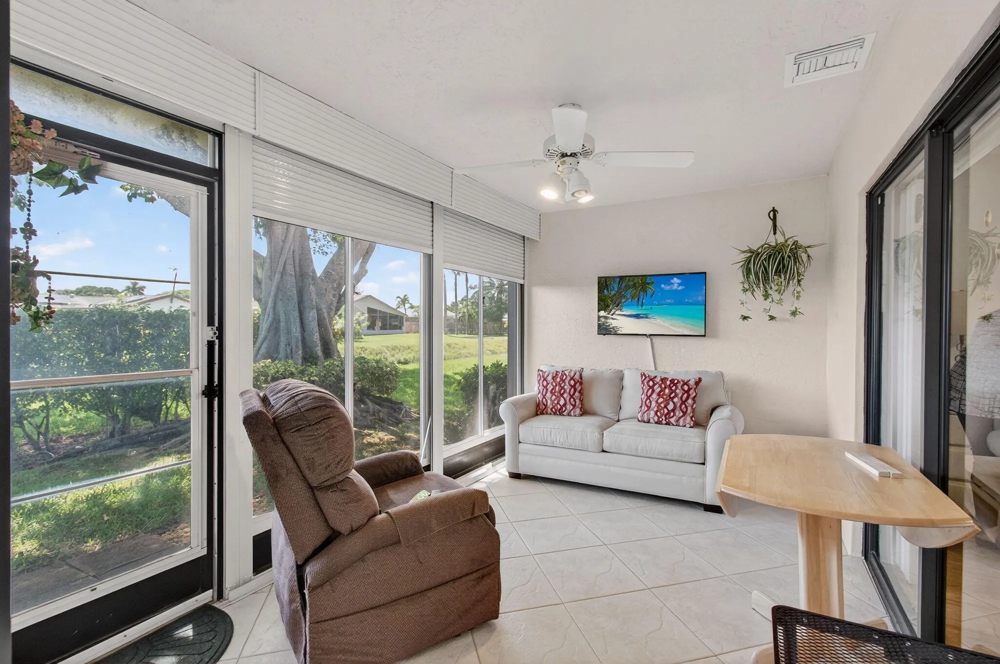 Property Slideshow image 33 of 45 | 6272 kings gate cir, Delray Beach, FL, 33484